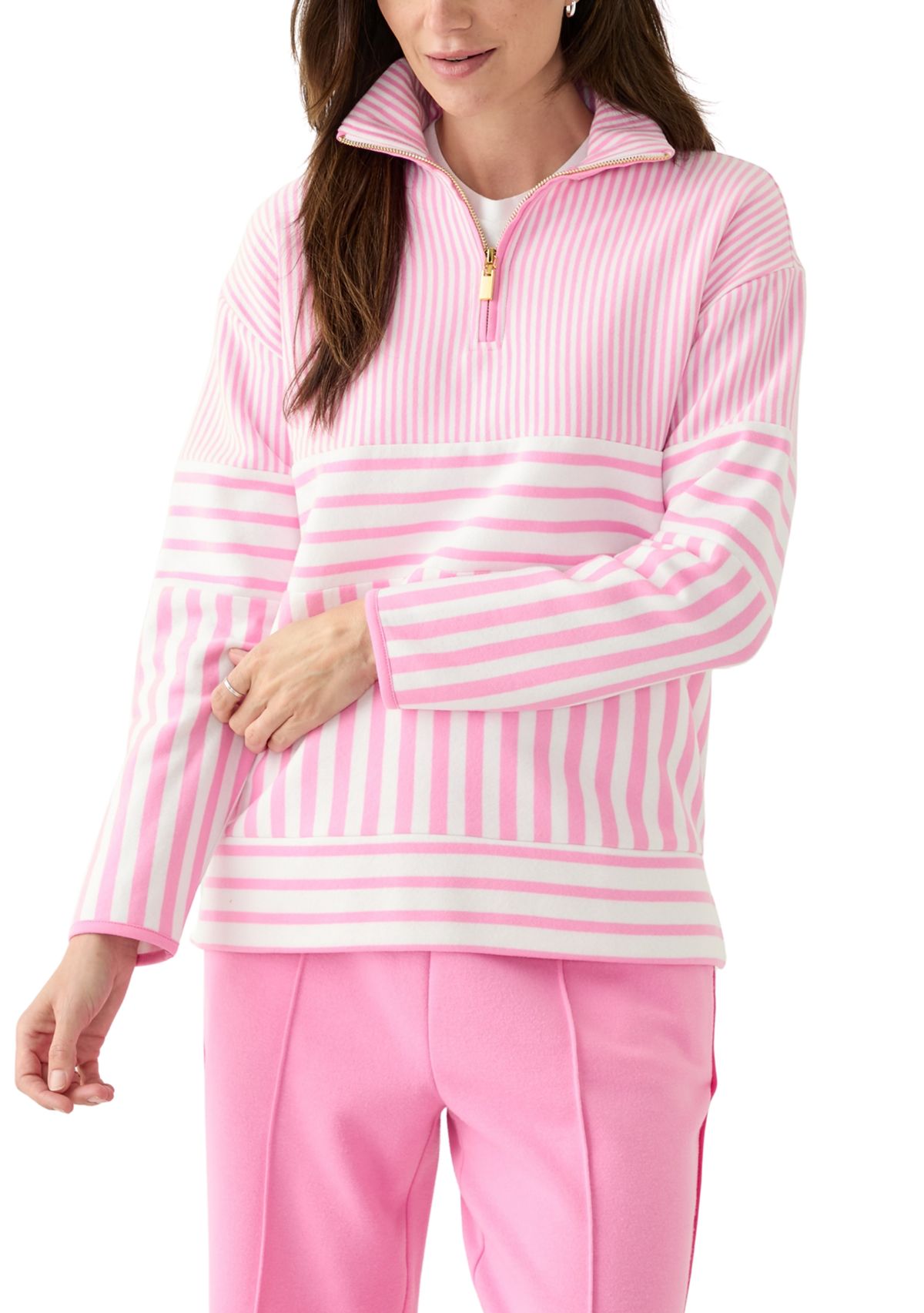 	  Womens Long Sleeve Half Zip Mock Neck Top with Contrast Trim 