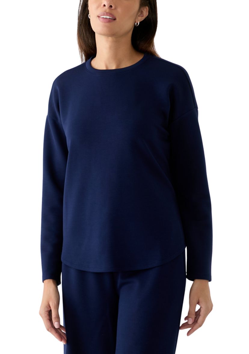 Womens Drop Shoulder Smile Hem Top