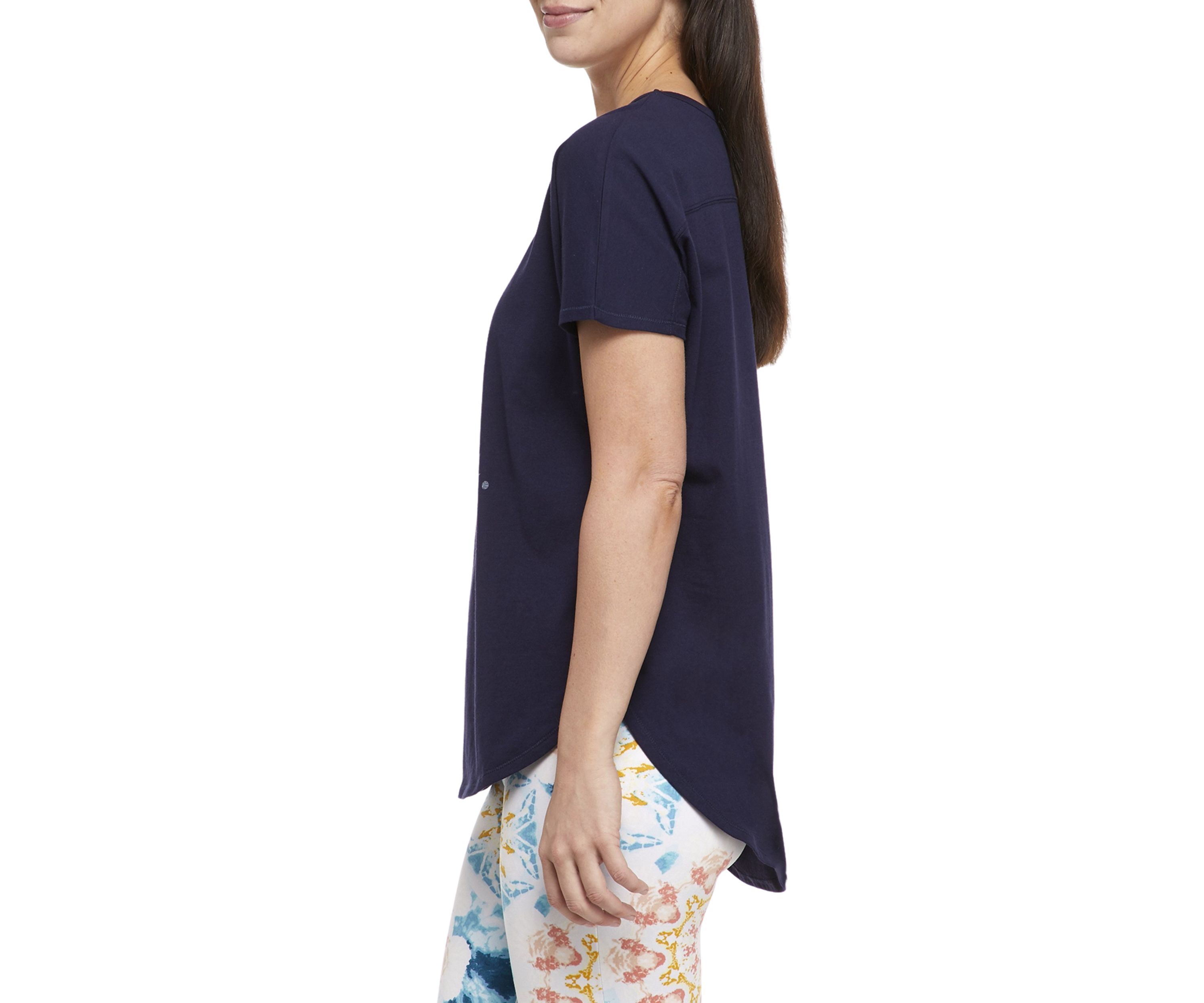 Studio Womens Short Sleeve Crew Neck Graphic T-Shirt 