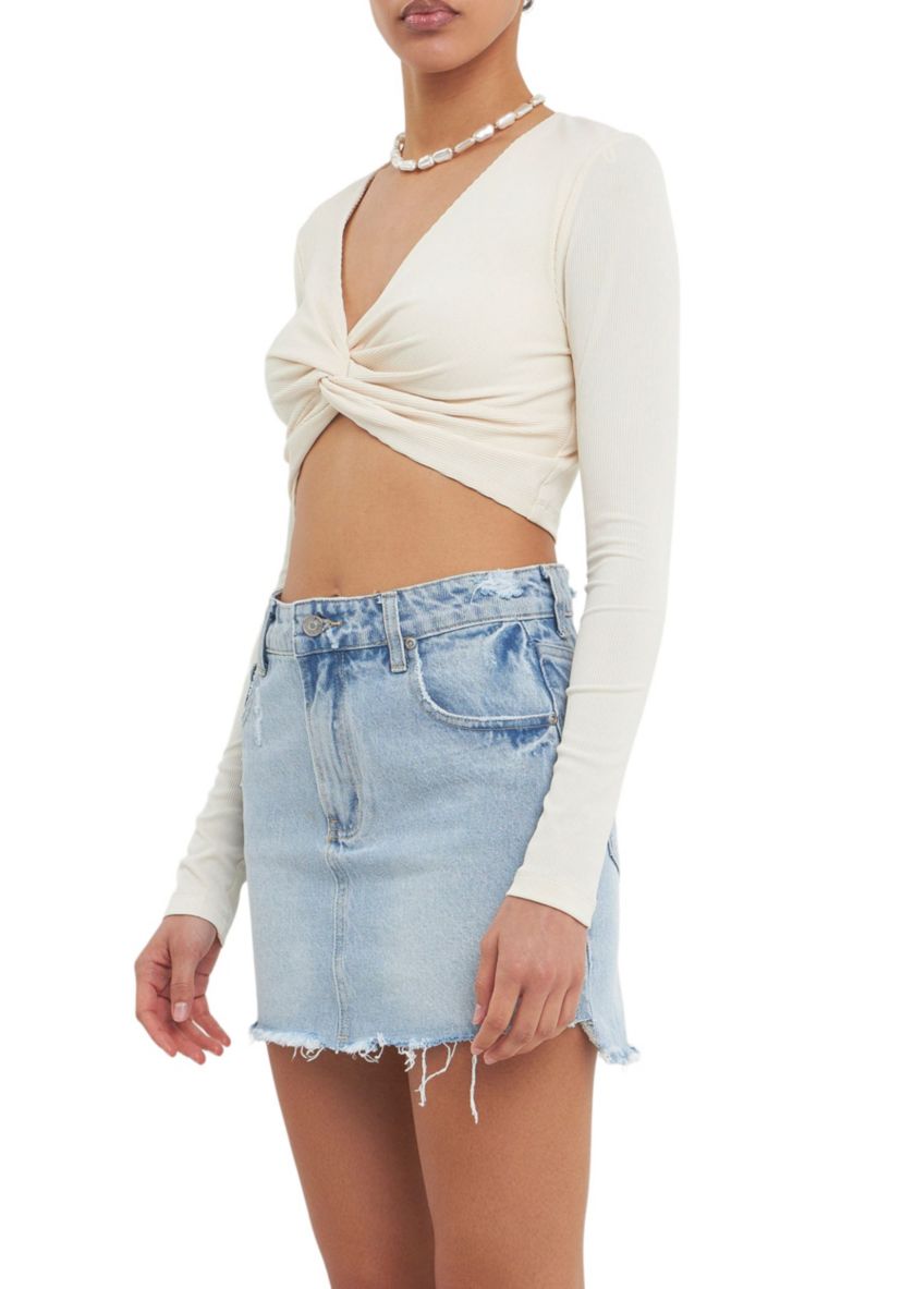 Front Twist Cropped Long Sleeve