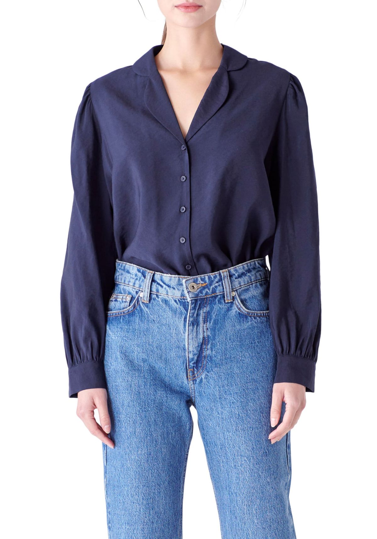 Scallop Collared Dress Shirt