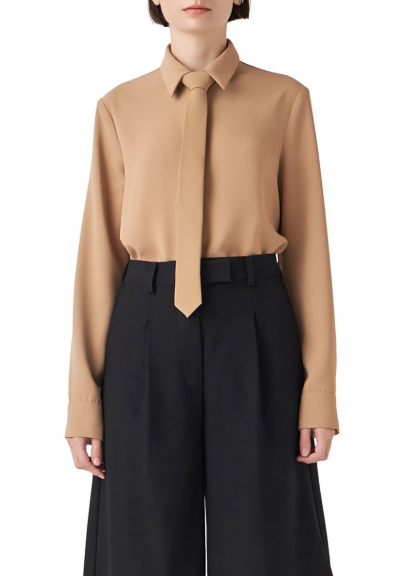 Lightweight Collared Dress Shirt with Tie