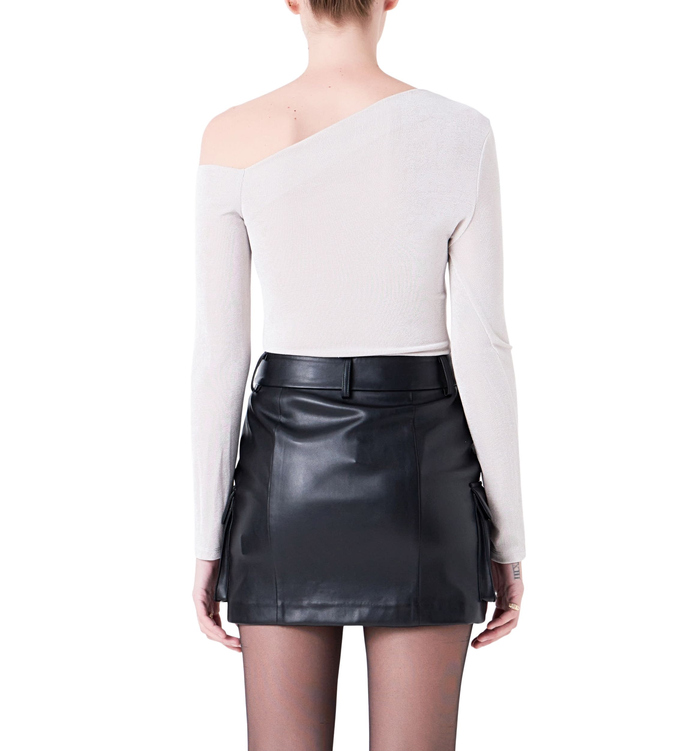 Asymmetric Shoulder Top
