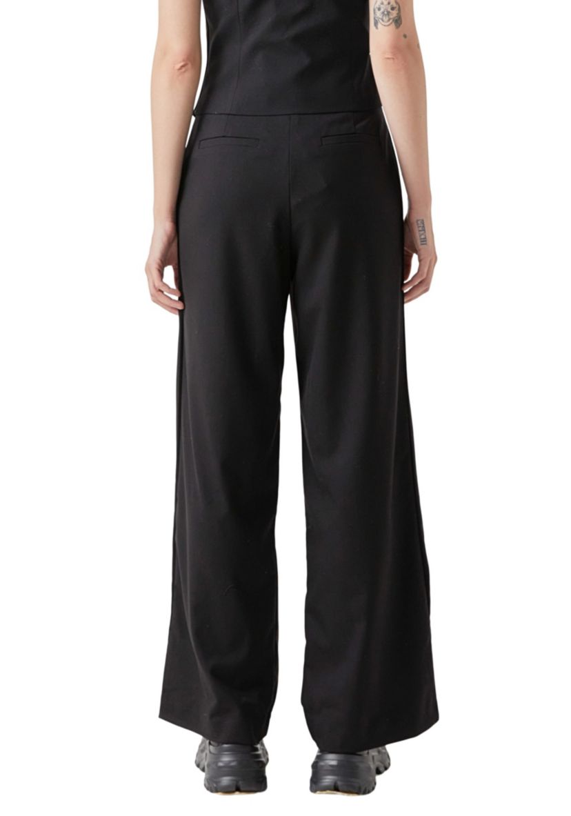 Pleated Wide Pants with Belt