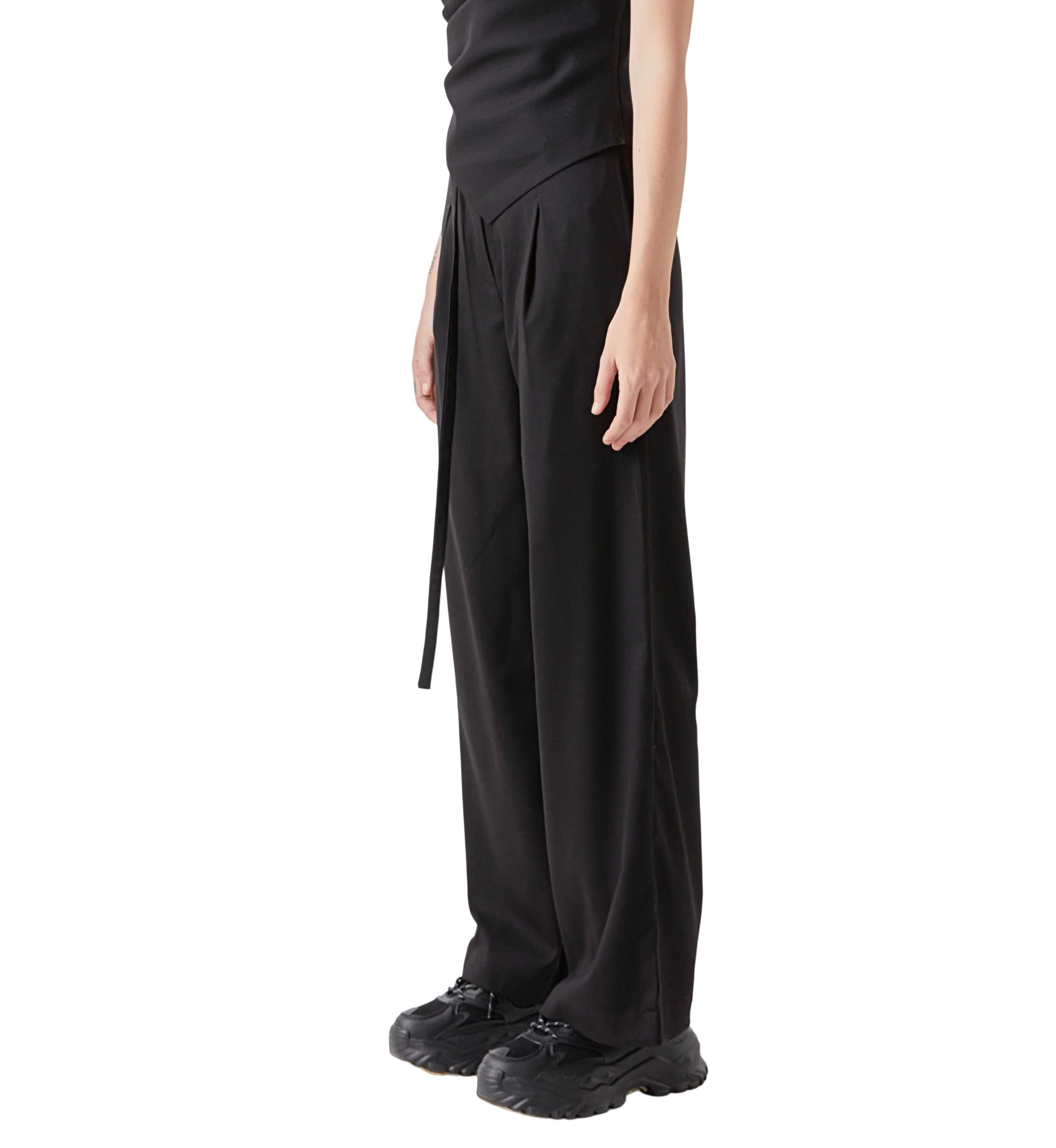 Pleated Wide Pants with Belt