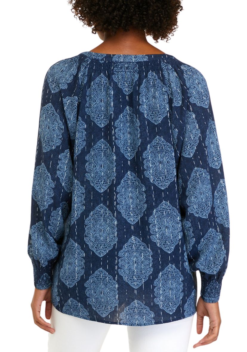 Womens Long Sleeve Airflow V-Neck Peasant Top 									