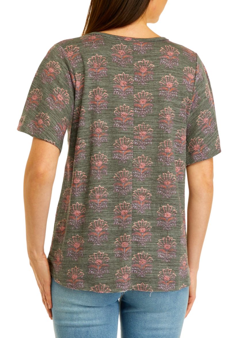 Womens Short Sleeve Slub Knit V-Neck Printed T-Shirt