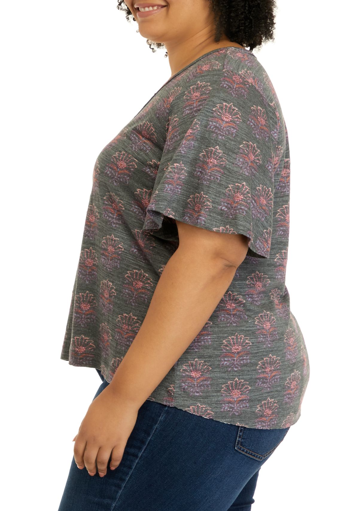 Plus Size Short Sleeve Knit Slub V-Neck T-Shirt