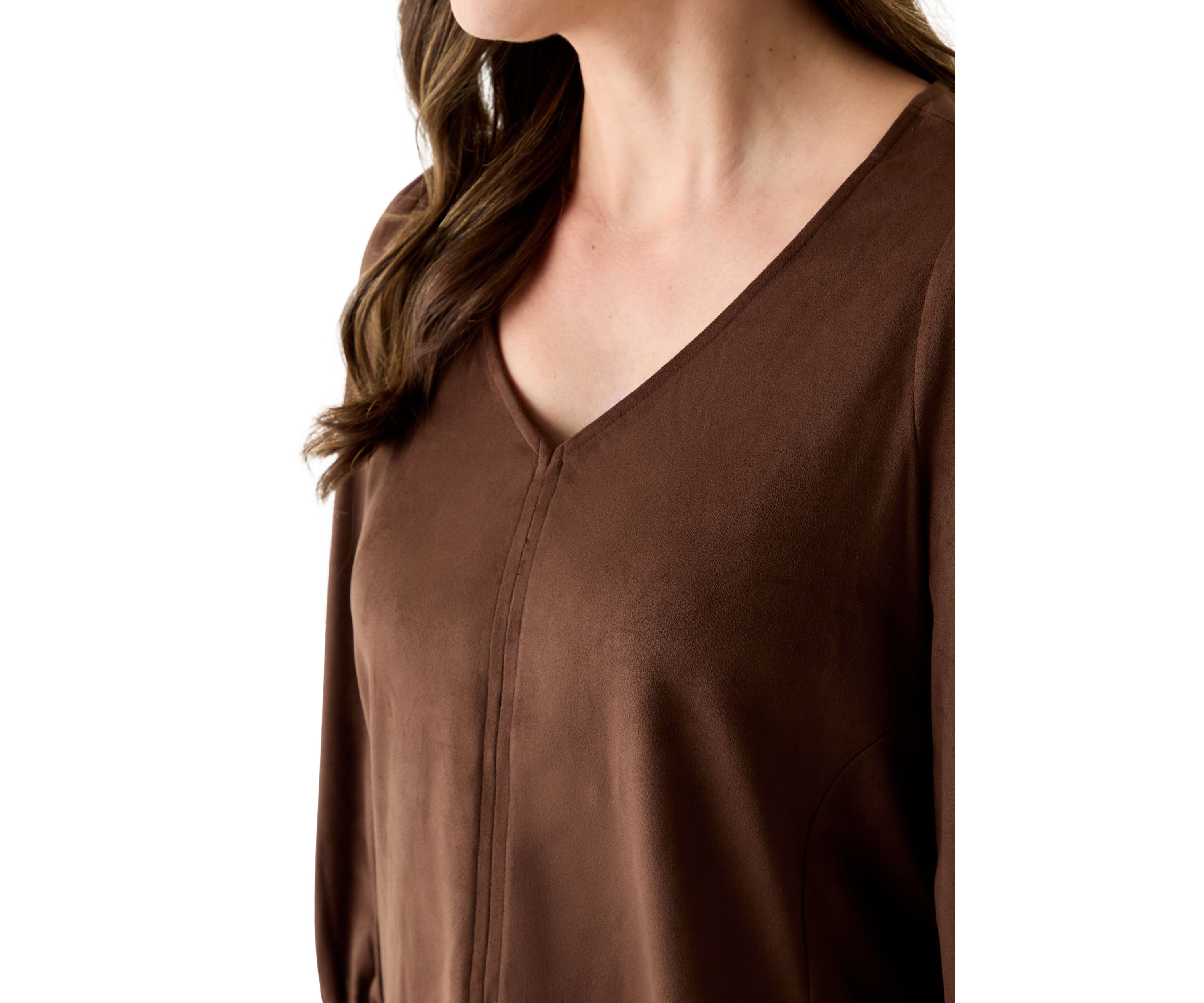 3/4 Sleeve Suede V-Neck Shirt