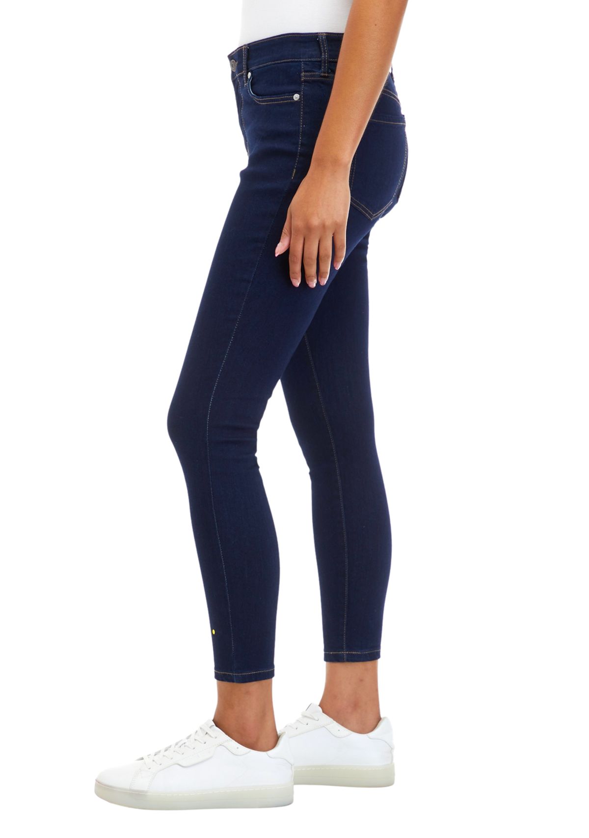 Petite Mid Rise Skinny Jeans