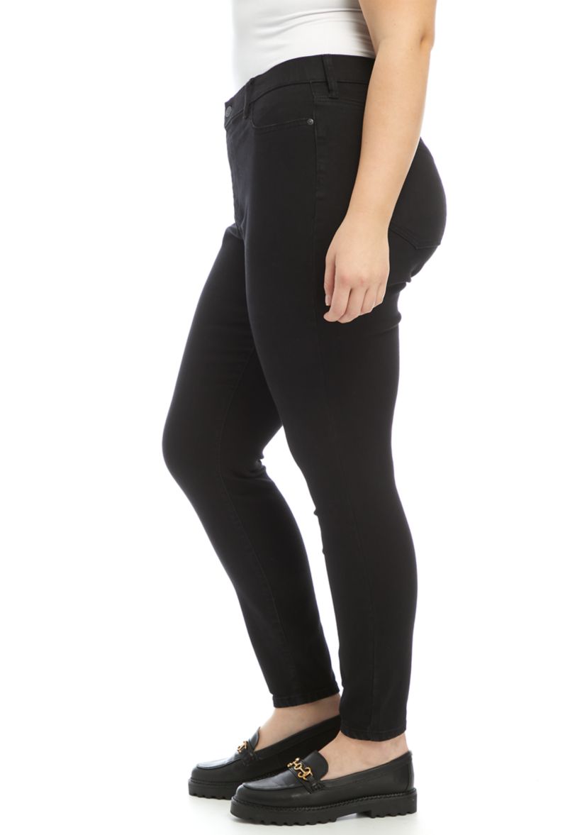 Plus Size High Rise Pull On Jeggings