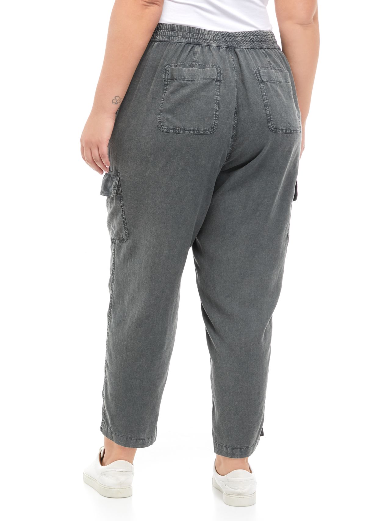 Plus Size Relaxed Cargo Pants
