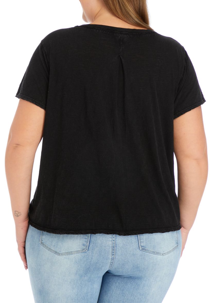 Plus Size Short Sleeve V-Neck T-Shirt