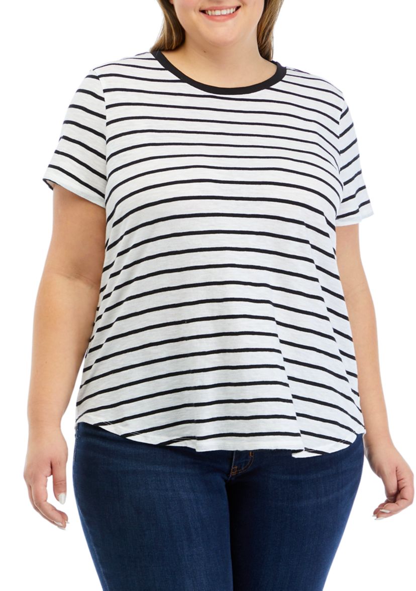 Plus Size Printed Crew Neck Top
