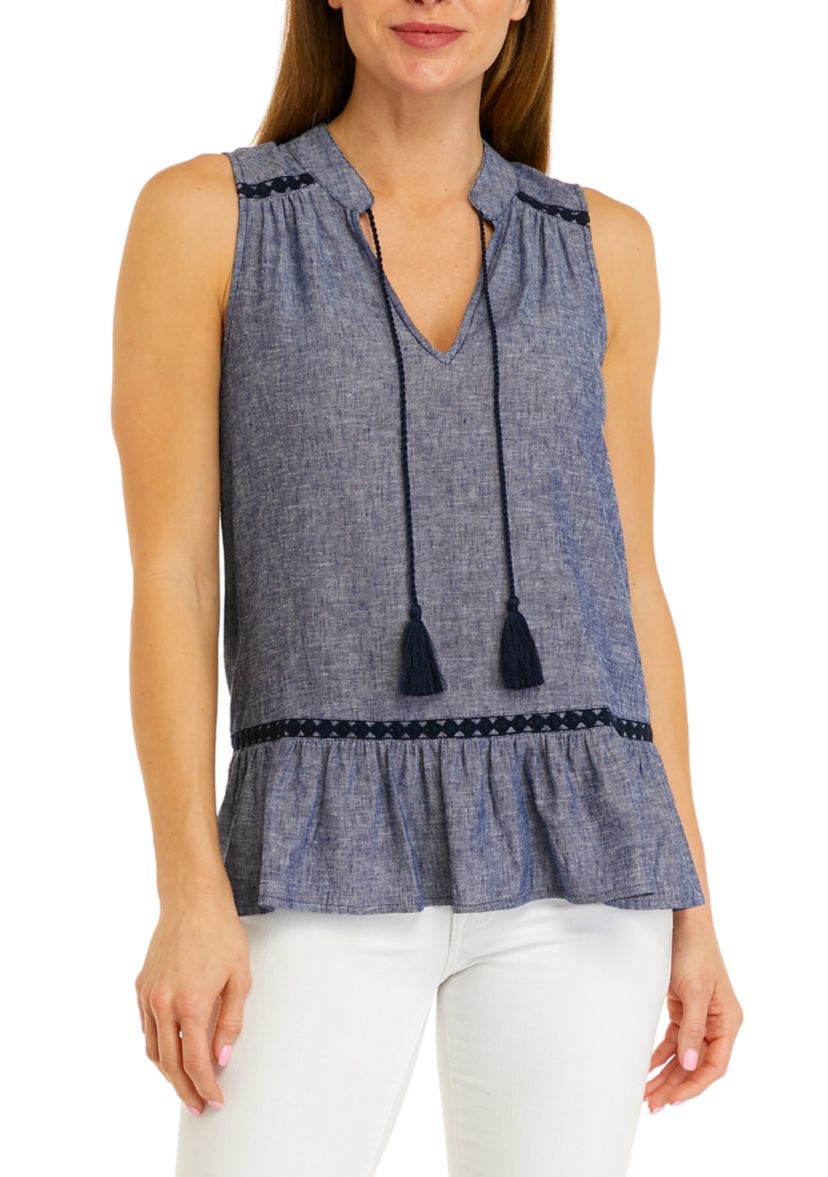 Womens Sleeveless Crochet Tassel Top