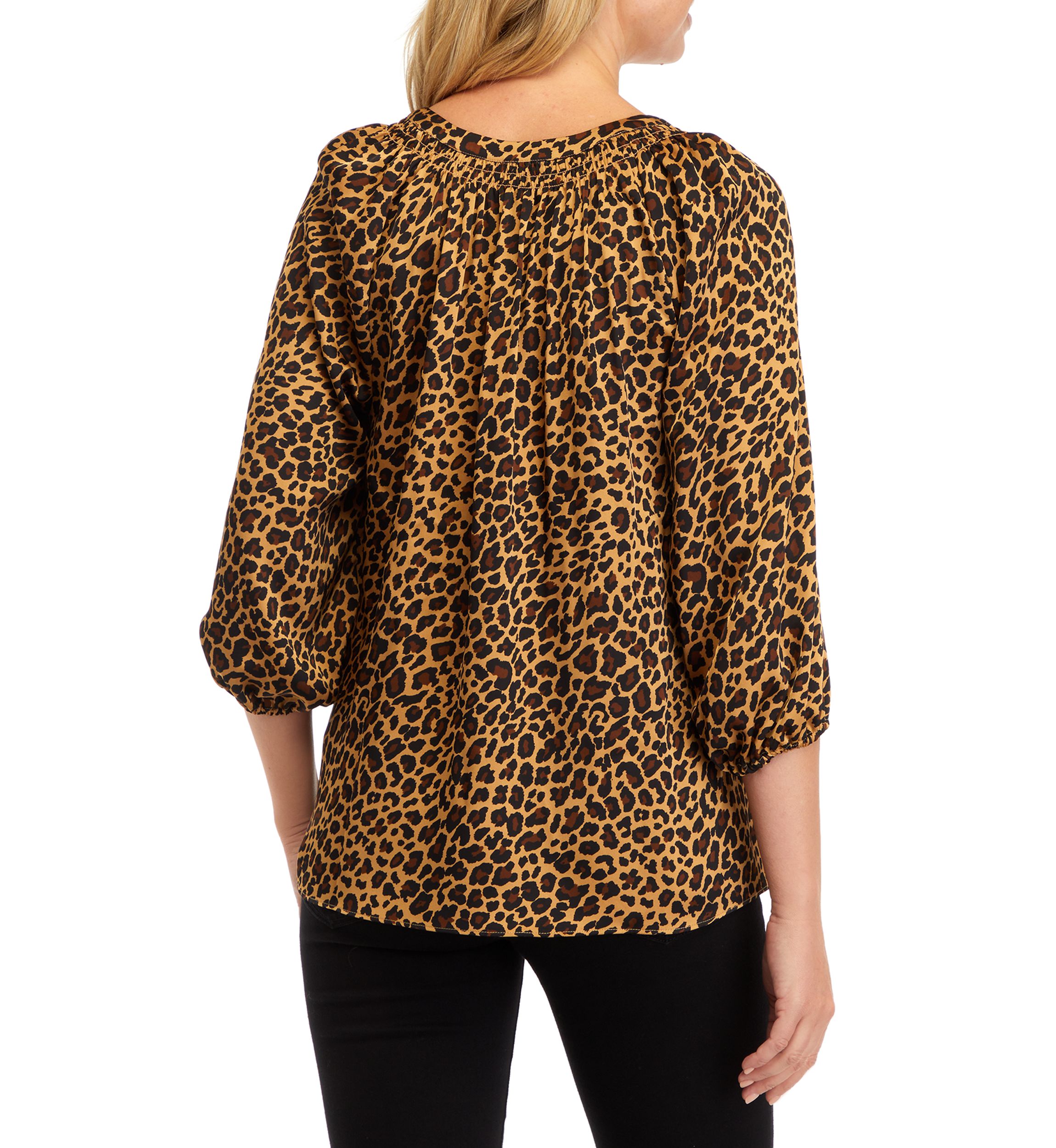 Womens 3/4 Sleeve Leopard Print Peasant Top