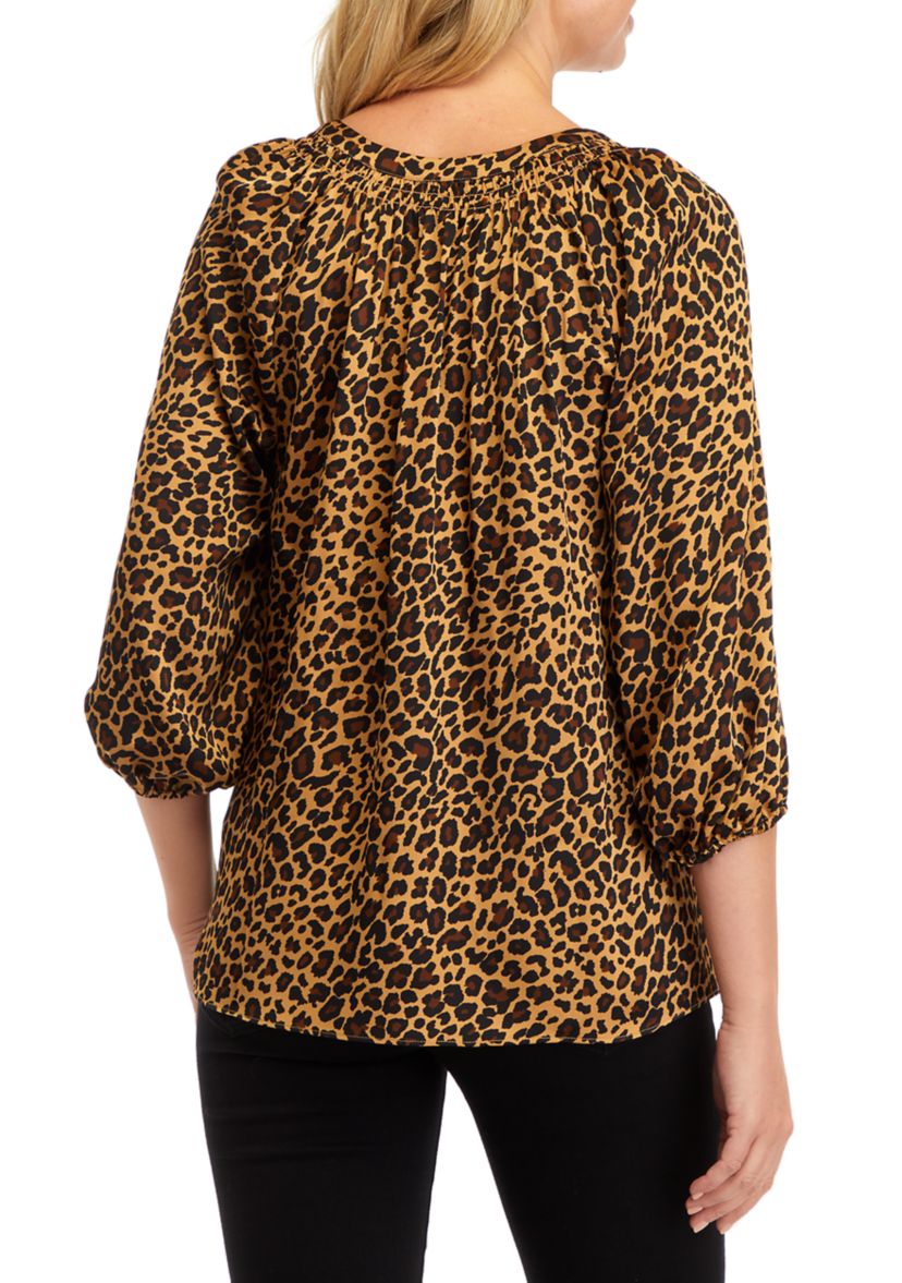 Womens 3/4 Sleeve Leopard Print Peasant Top
