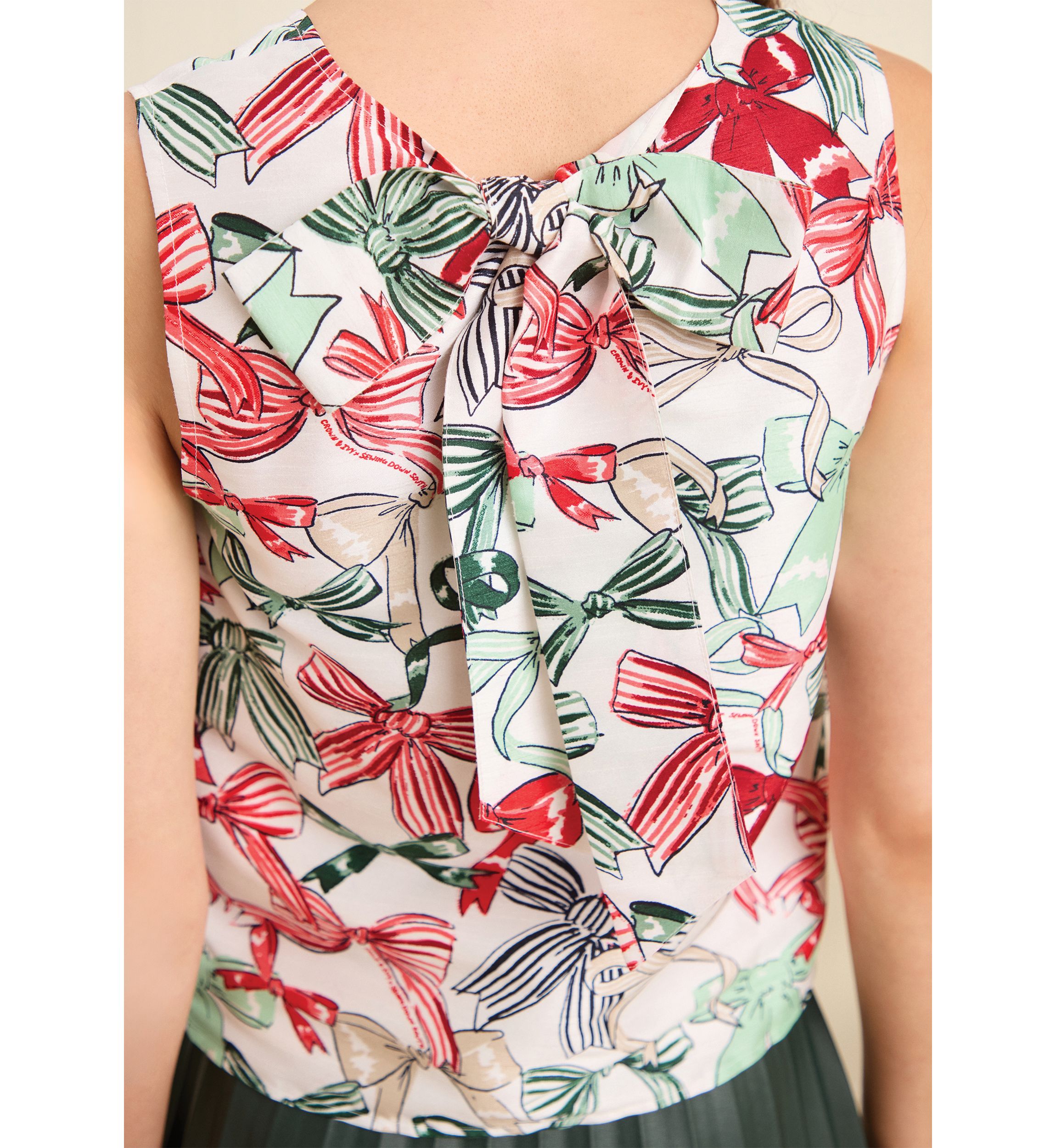 Sewing Down South x Crown & Ivy™ Sew Merry Bow Back Tank