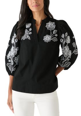 Crown & Ivy Women's 3/4 Sleeve Ruffle Neck Jacquard Blouse