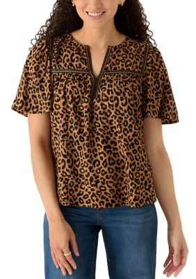 Crown & Ivy Women's Petite 3/4 Sleeve Split Neck Top