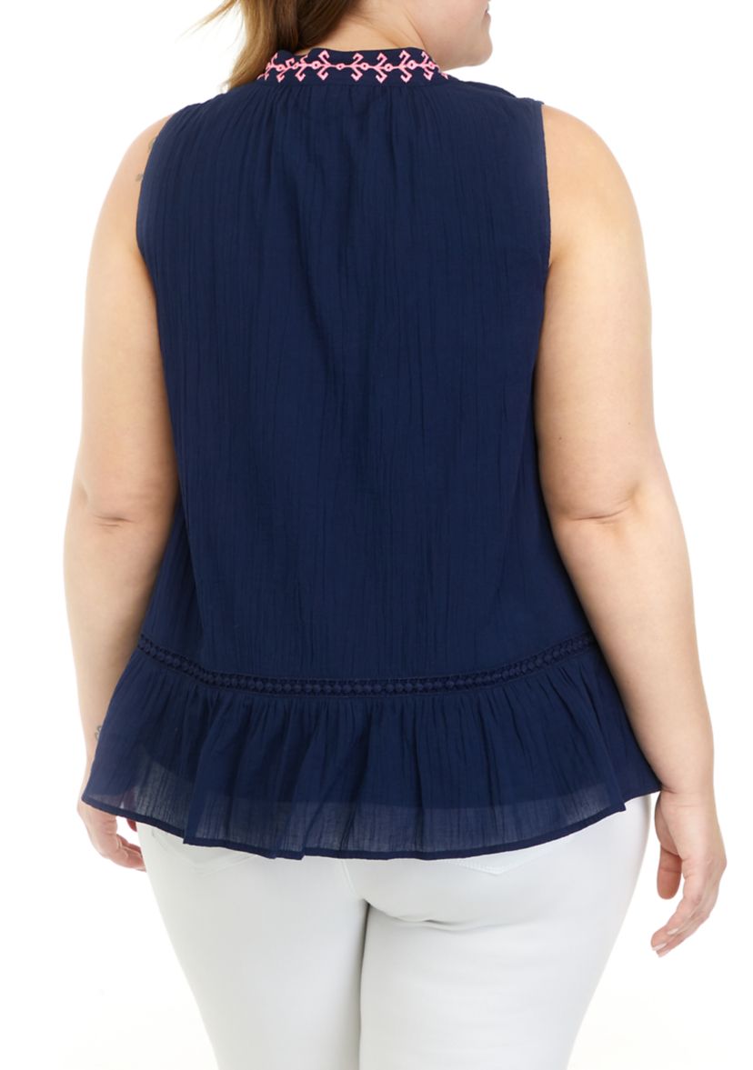 Plus Size Sleeveless Crochet Peasant Top 