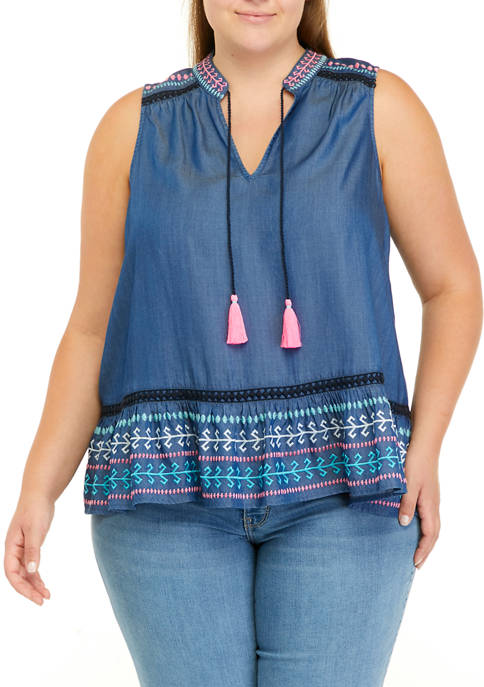 Crown & Ivy™ Plus Size Sleeveless Crocheted Peasant