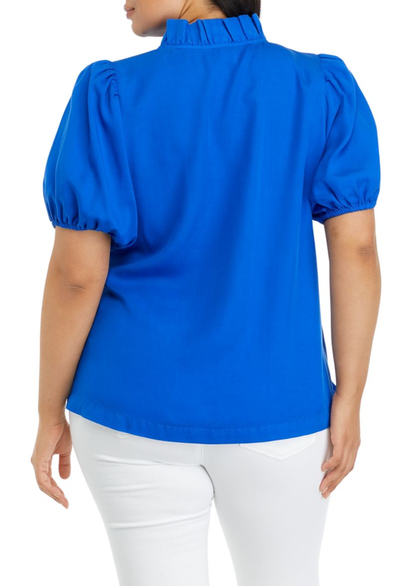 Plus Size Solid Ruffle Neck Top