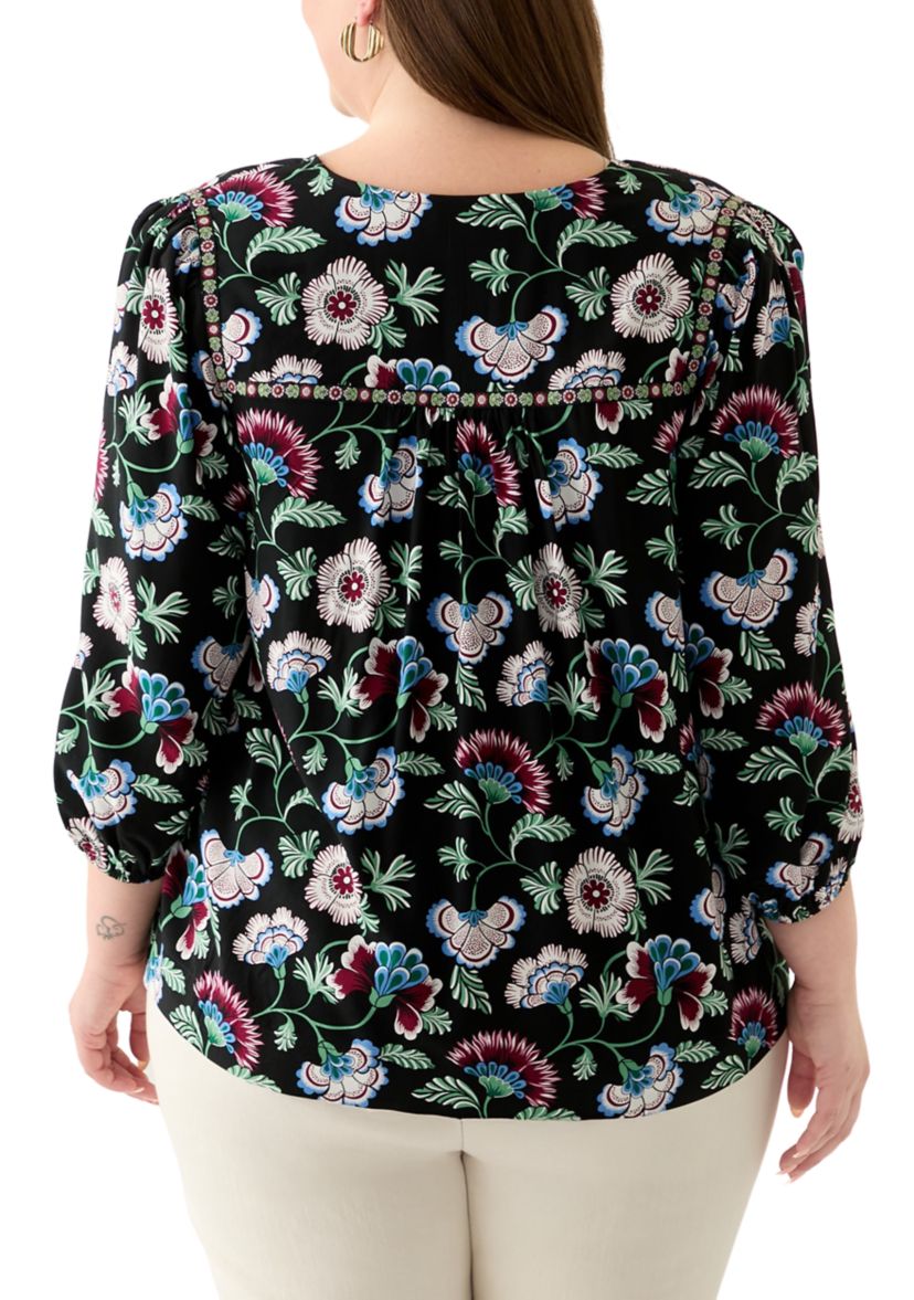 Plus Size 3/4 Sleeve Split Neck Top