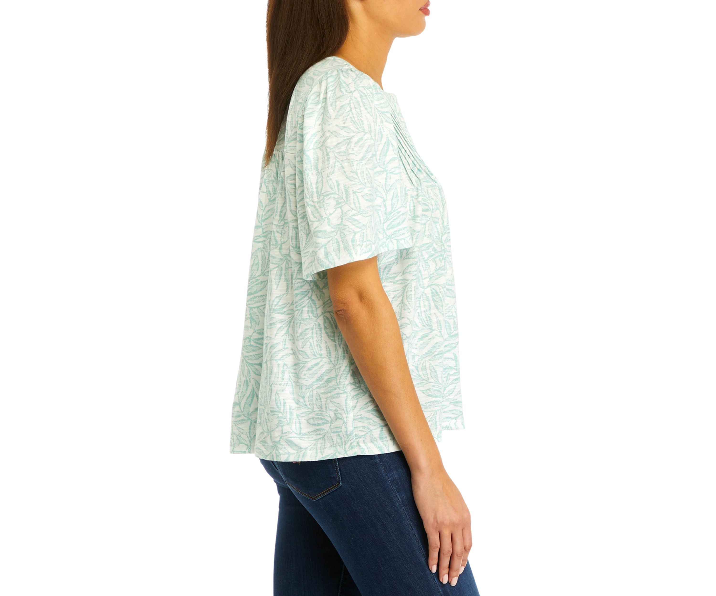 Womens Short Puff Sleeve Printed Pintuck Top