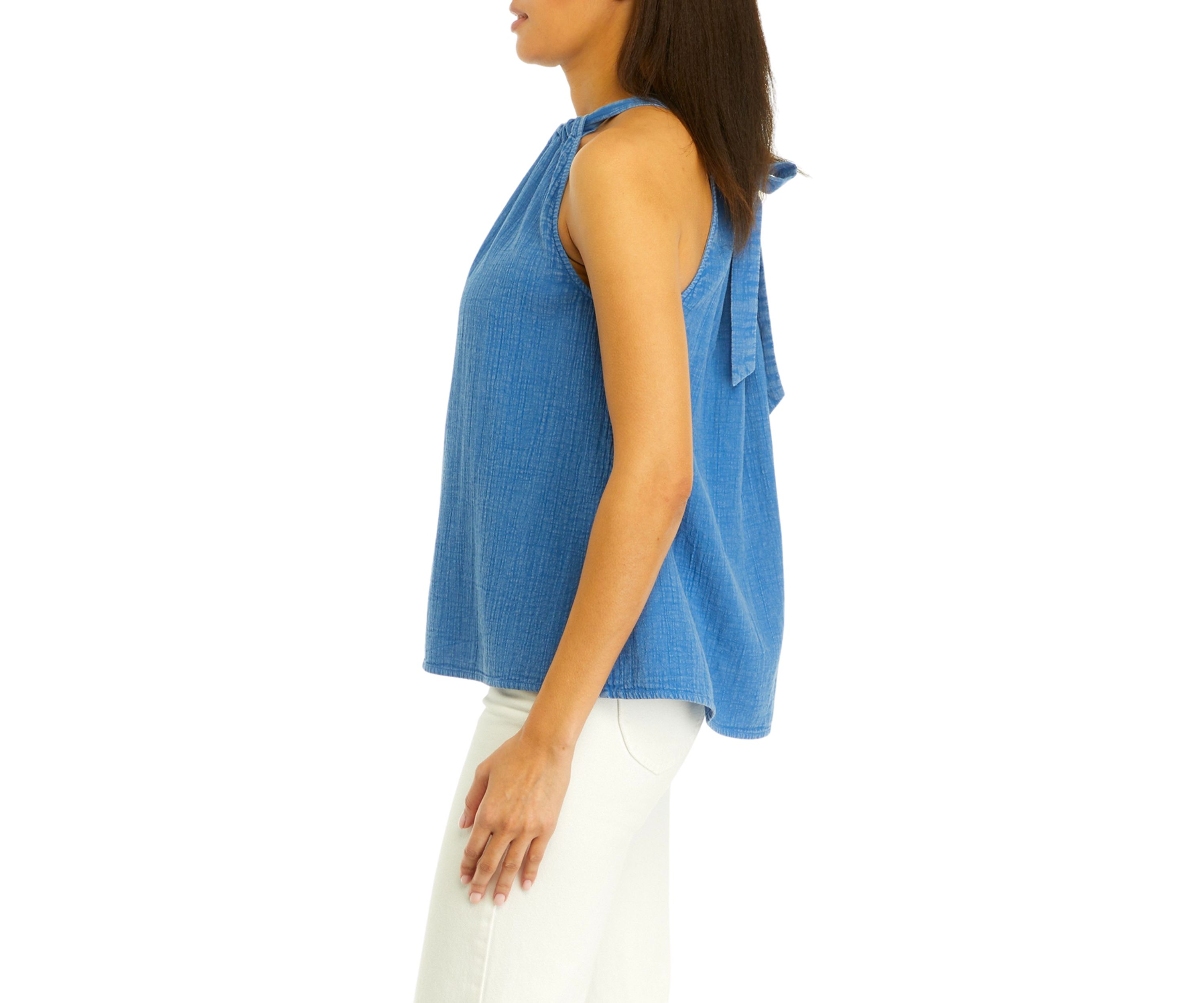 Plus Size Sleeveless Halter Neck Top
