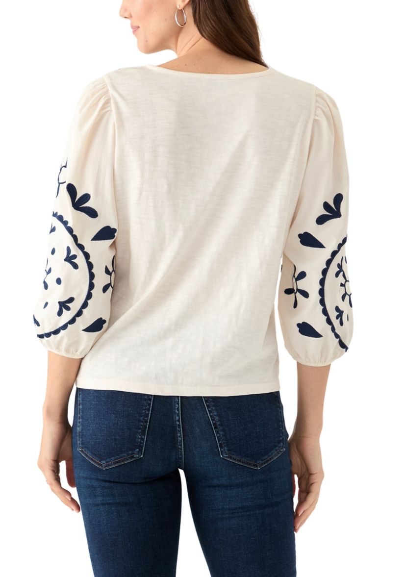 Womens 3/4 Sleeve Embroidered Knit Woven Top