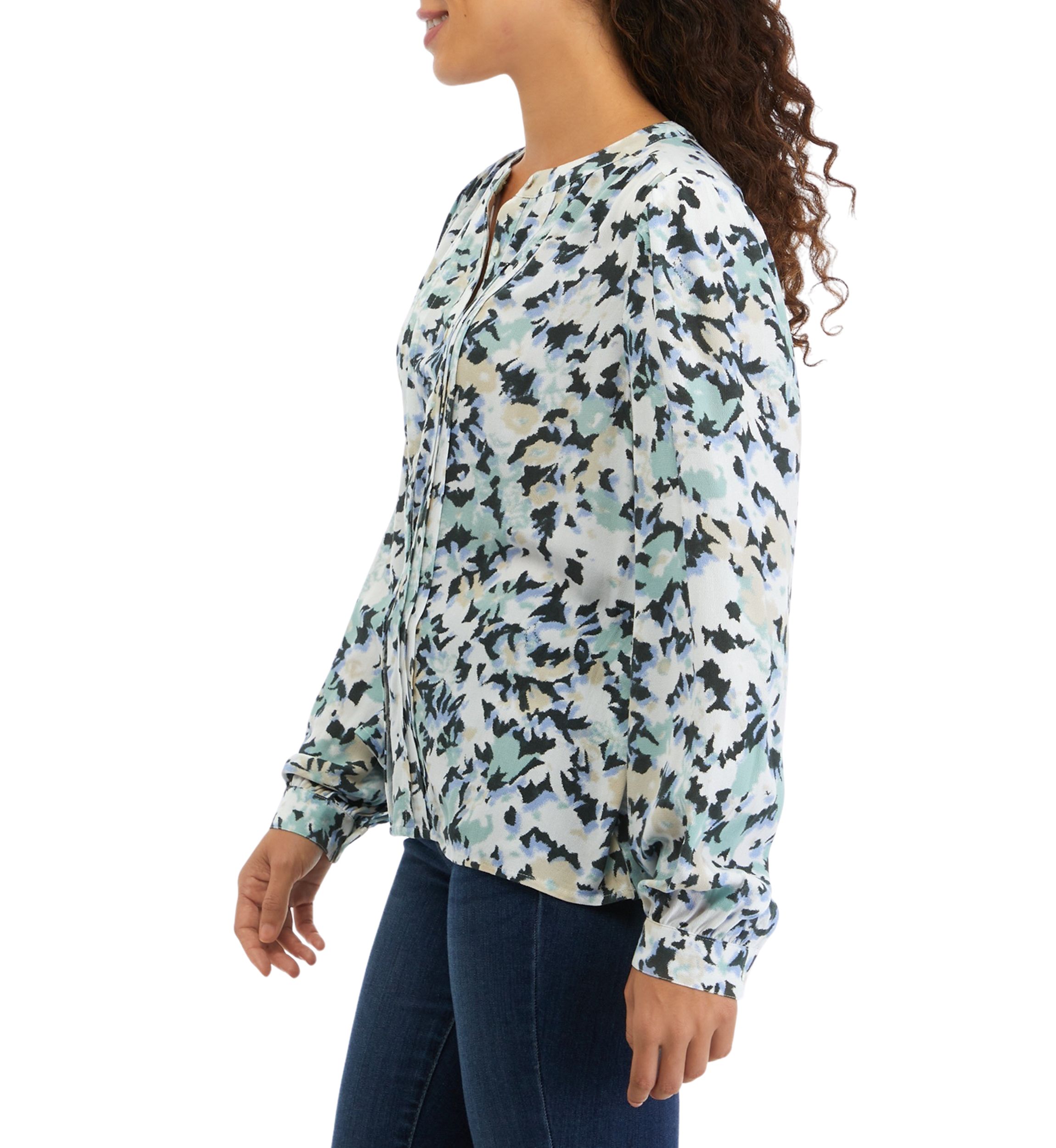 Petite Long Sleeve Pintuck Printed Blouse