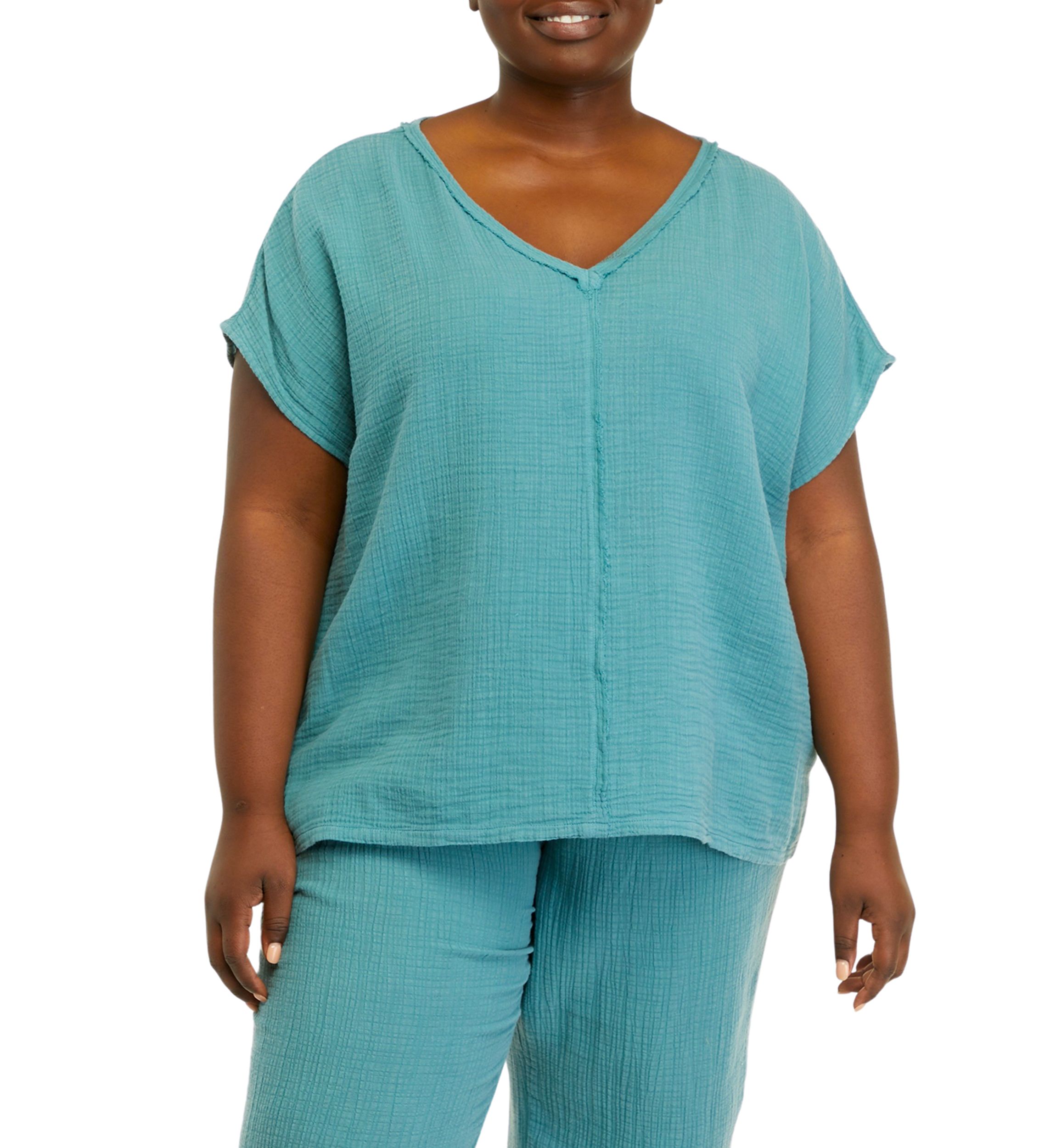 Plus Size Short Sleeve V-Neck Dolman T-Shirt
