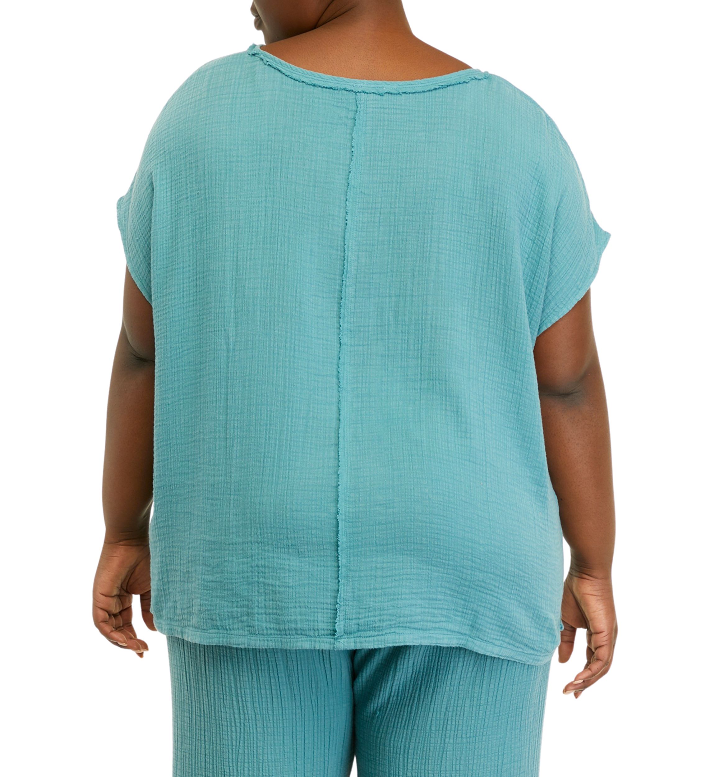 Plus Size Short Sleeve V-Neck Dolman T-Shirt