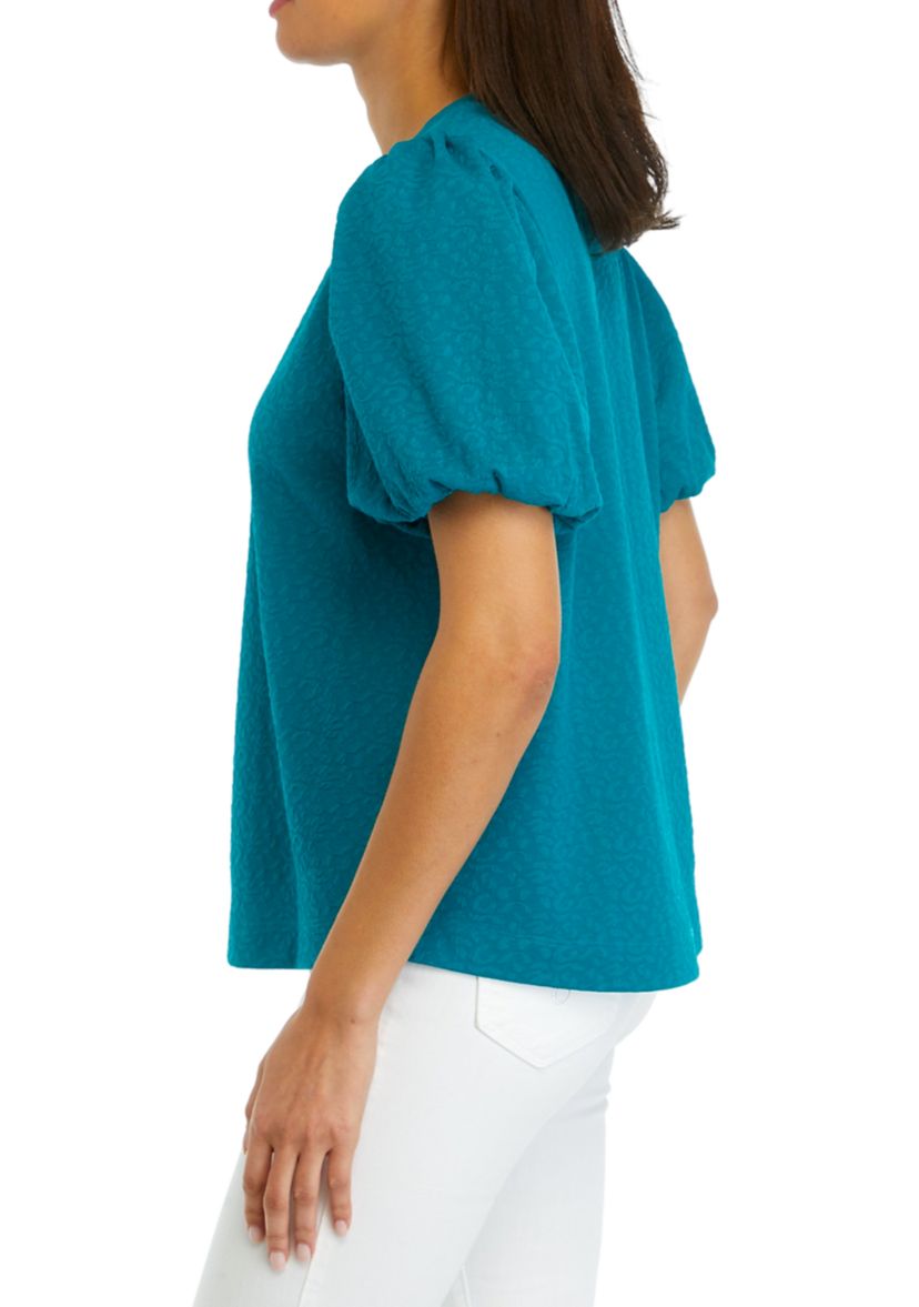 Womens Solid Jacquard Top