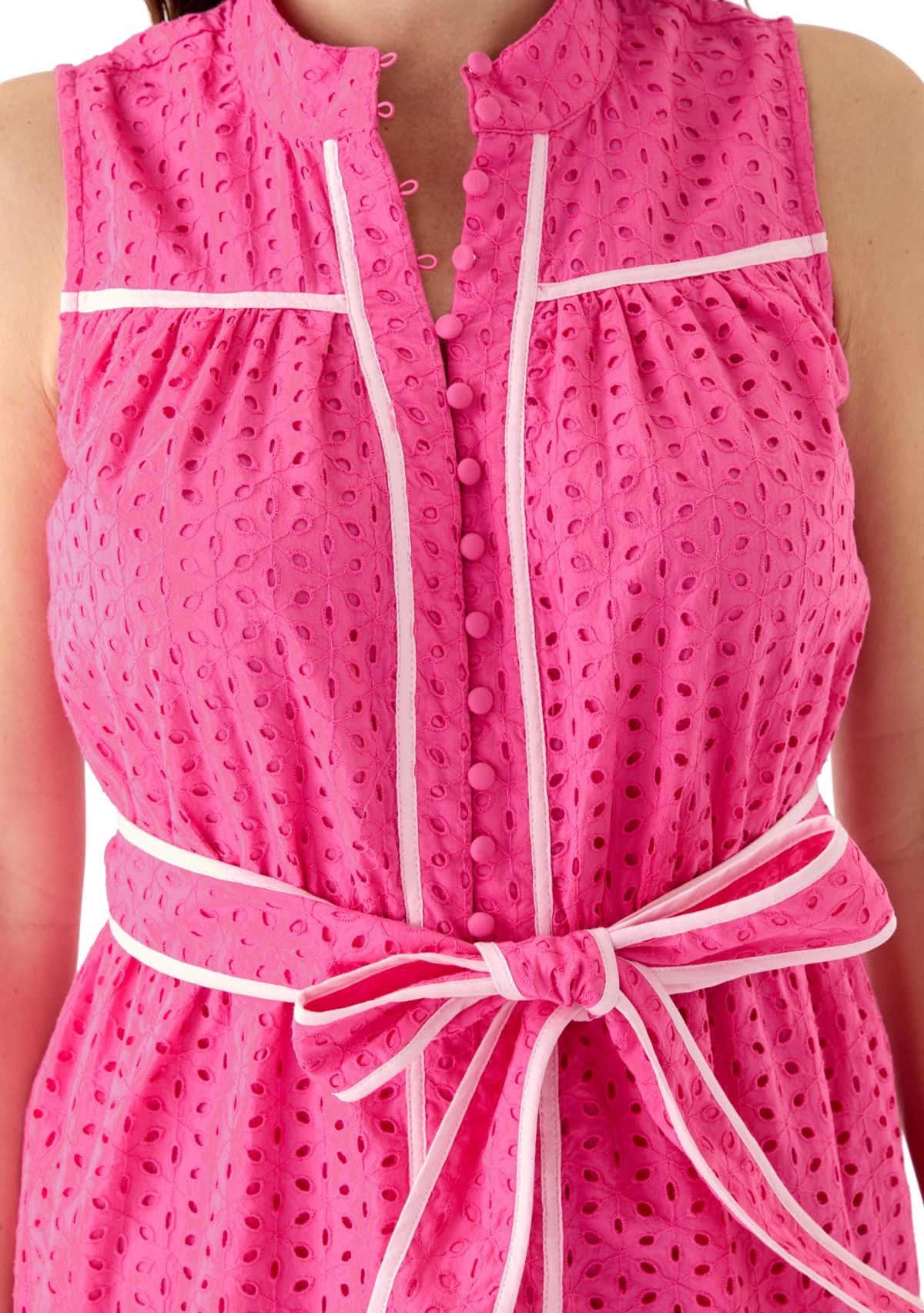 Womens Short Sleeve Eyelet Piped Dress 