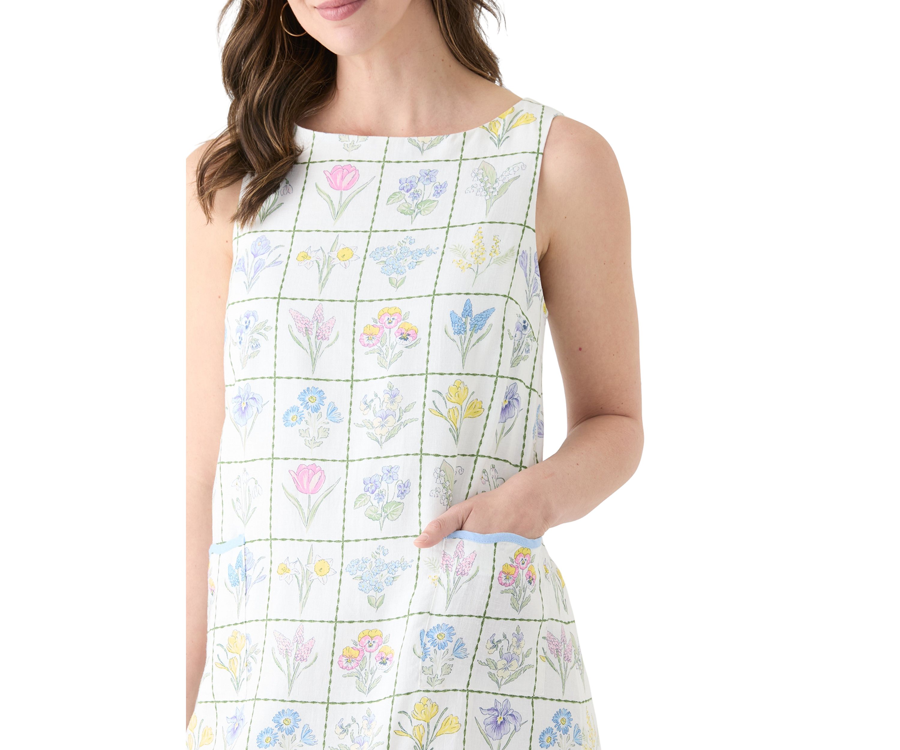 Womens Sleeveless Scallop Shift Dress