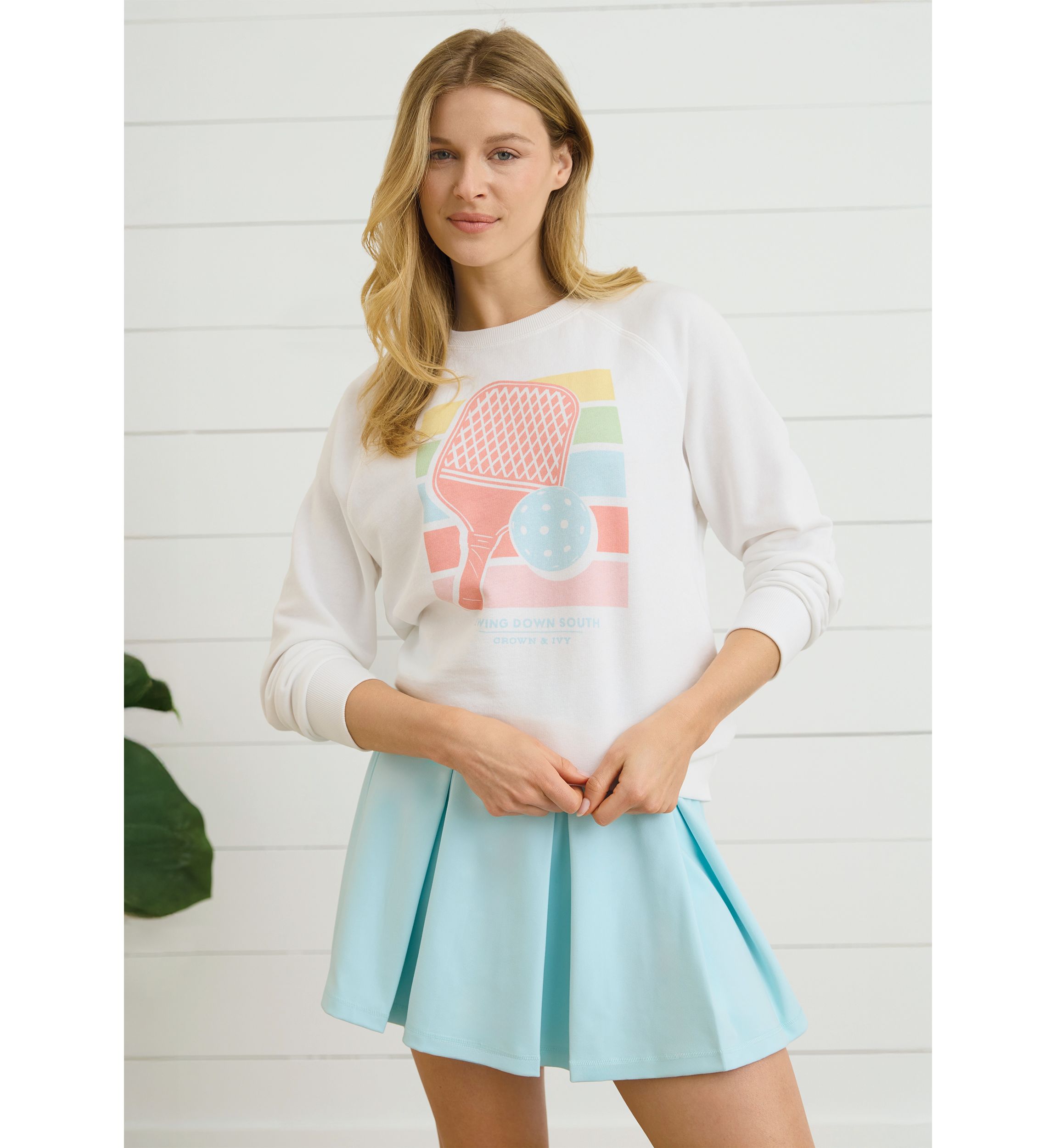 Sewing Down South x Crown & Ivy™ Sarah Graphic Crew Neck Sweatshirt