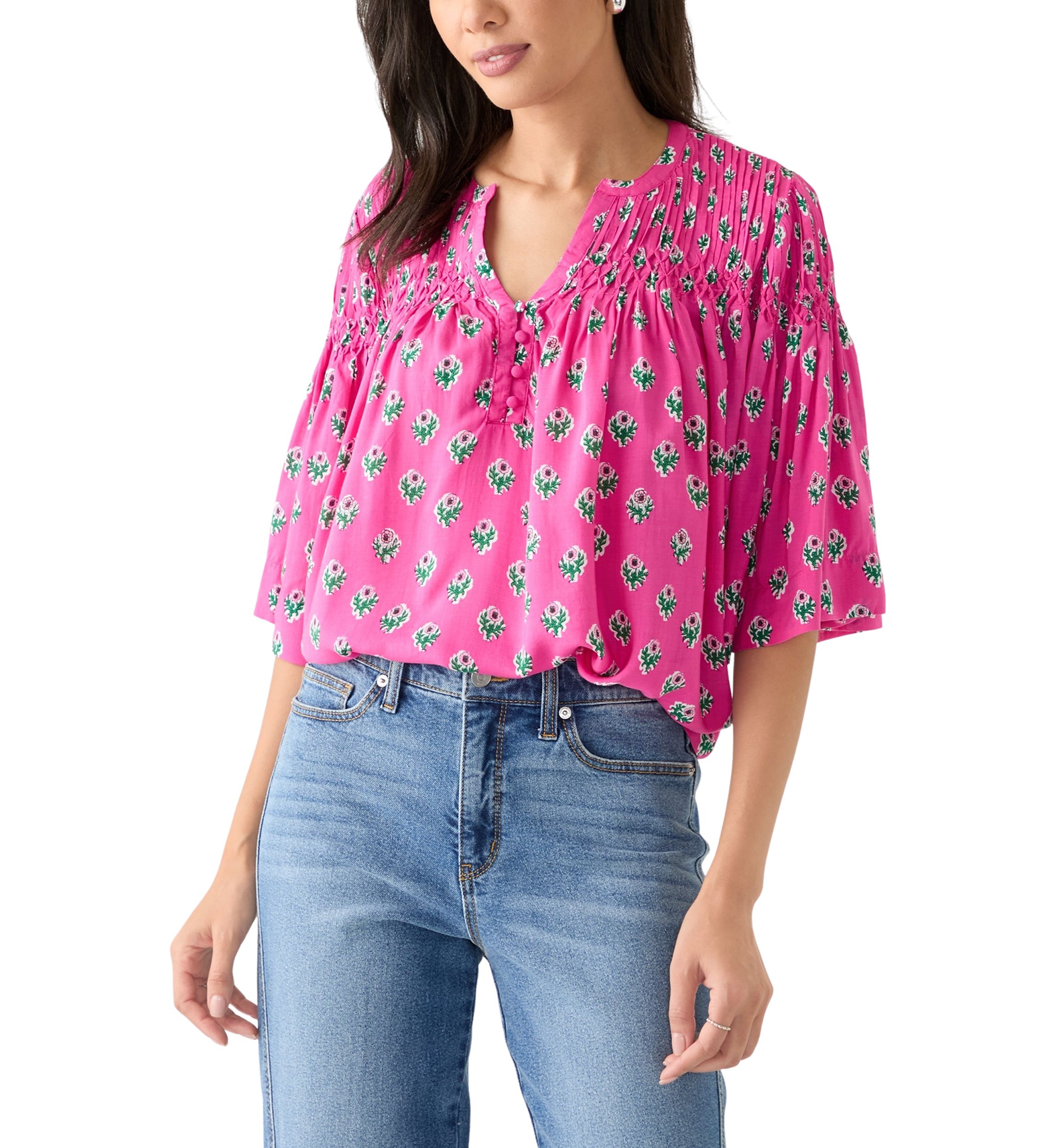 Womens 3/4 Flutter Sleeve Pintuck Printed Top 
