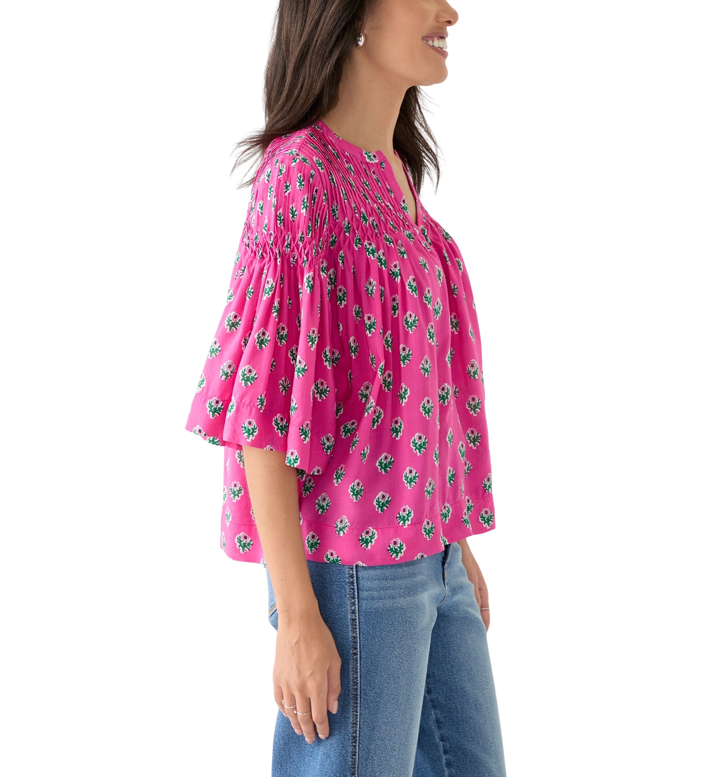 Womens 3/4 Flutter Sleeve Pintuck Printed Top 
