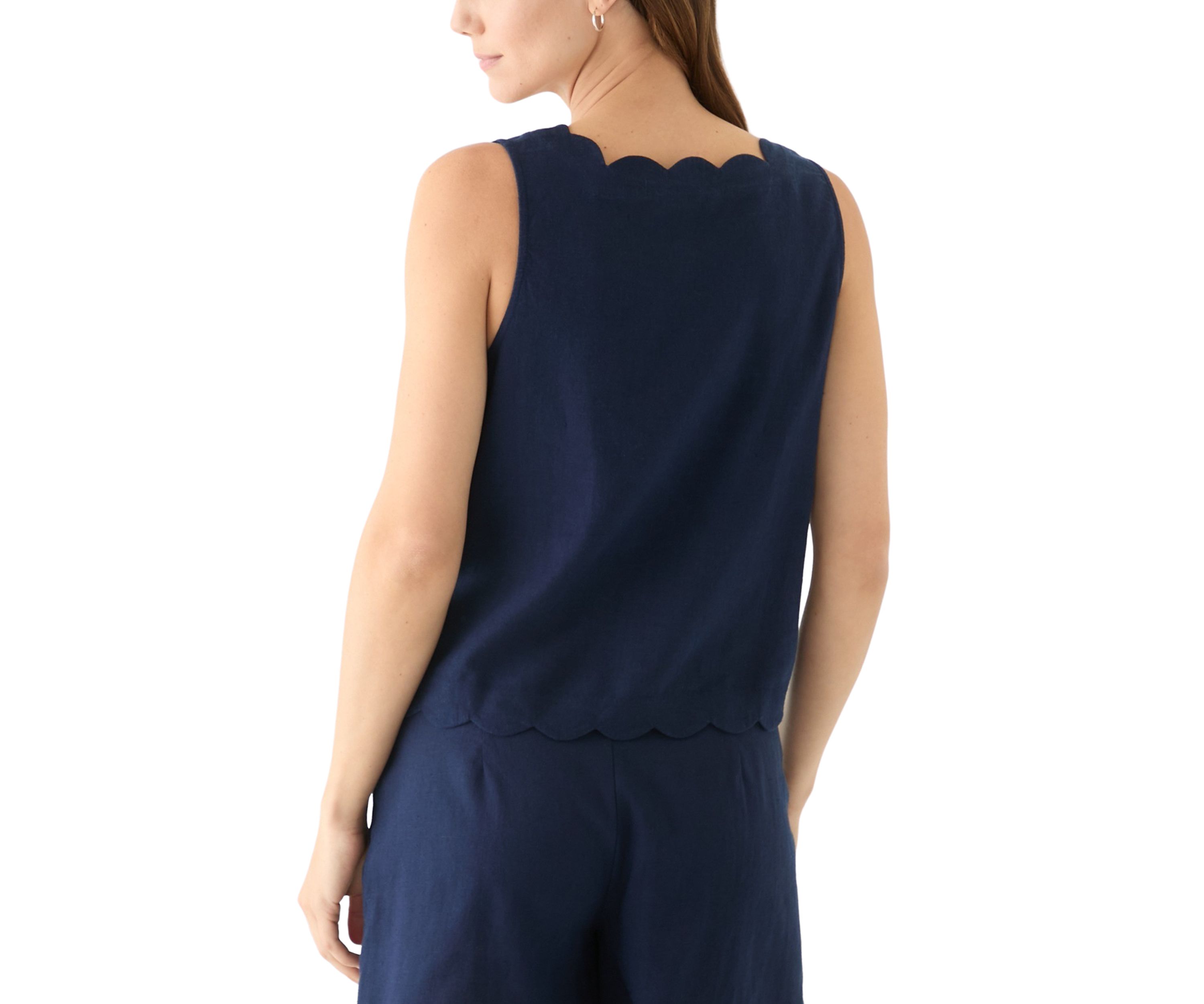 Womens Sleeveless Scallop Tank Top