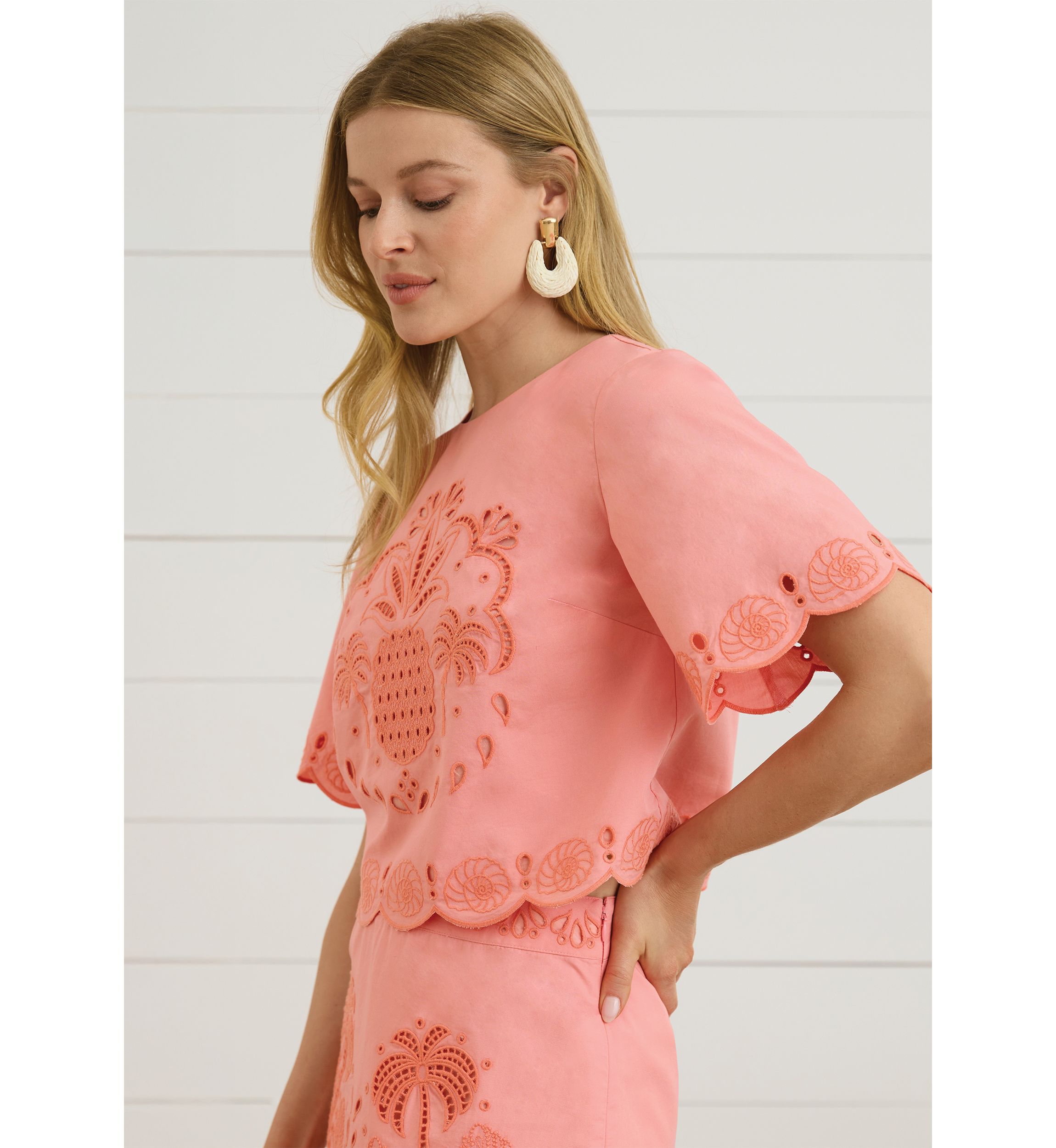 Sewing Down South x Crown & Ivy™ Hayes Short Sleeve Embroidered Blouse