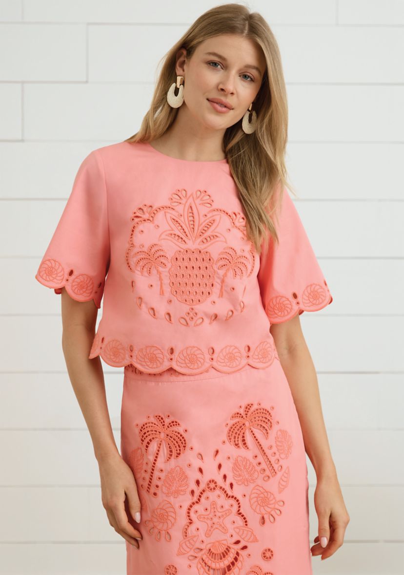 Sewing Down South x Crown & Ivy™ Hayes Short Sleeve Embroidered Blouse