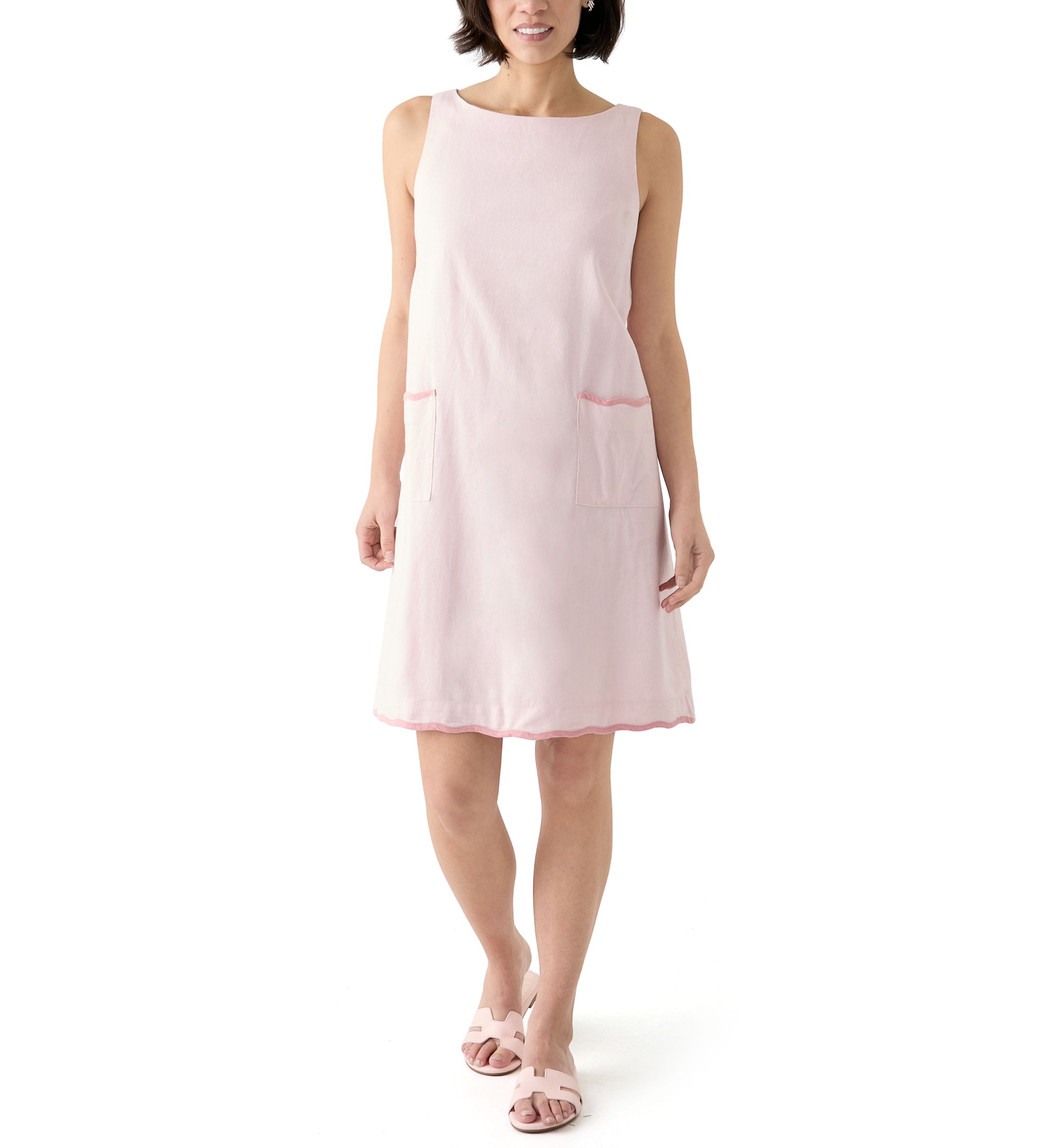 Petite Sleeveless Scallop Shift Dress