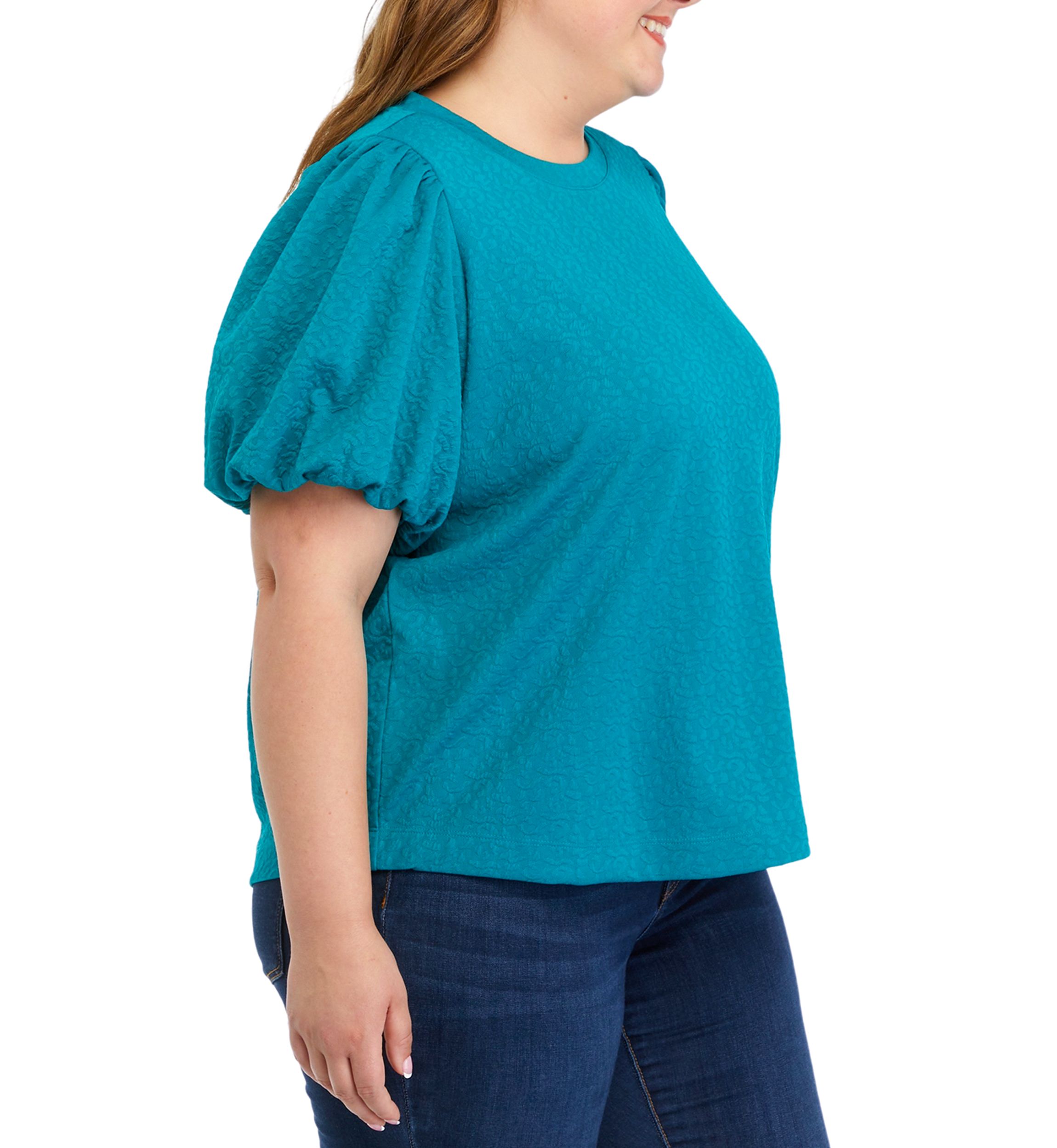 Plus Size Jacquard Top