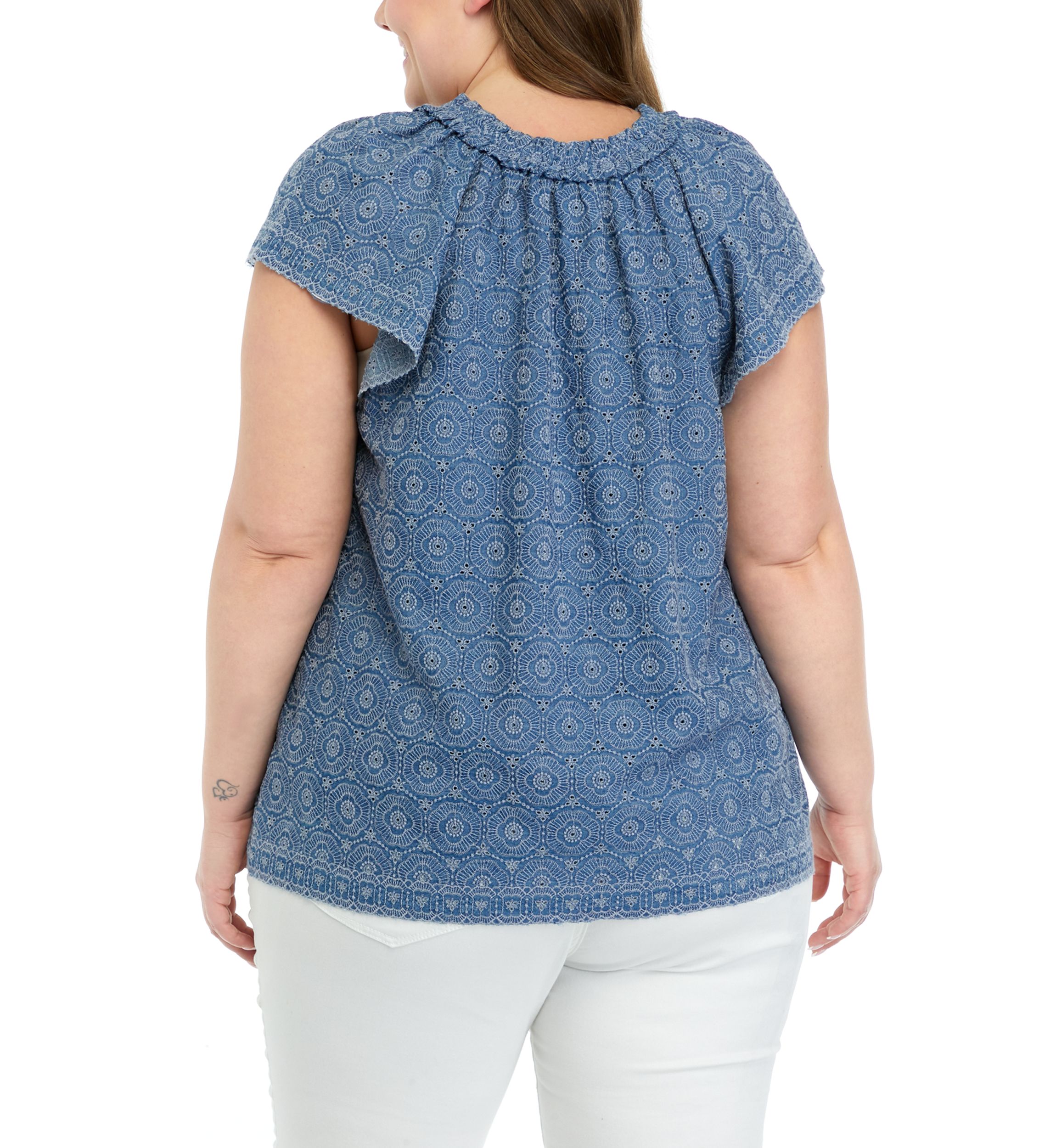 Plus Size Short Sleeve Eyelet Top