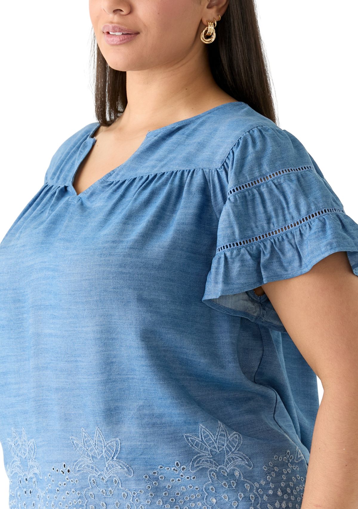 Plus Size Short Sleeve Embroidered Hem Top