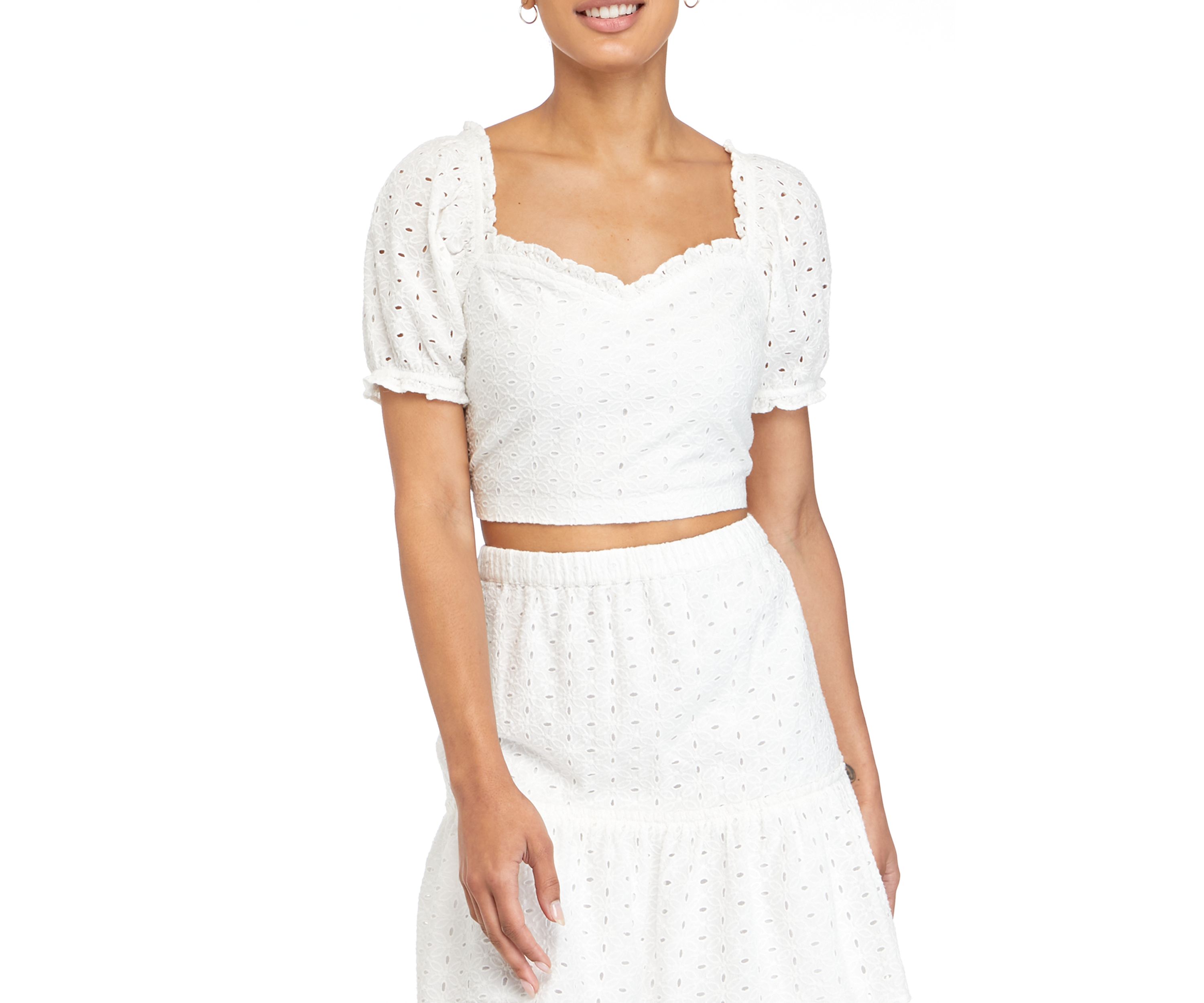 Juniors Eyelet Puff Sleeve Crop Top