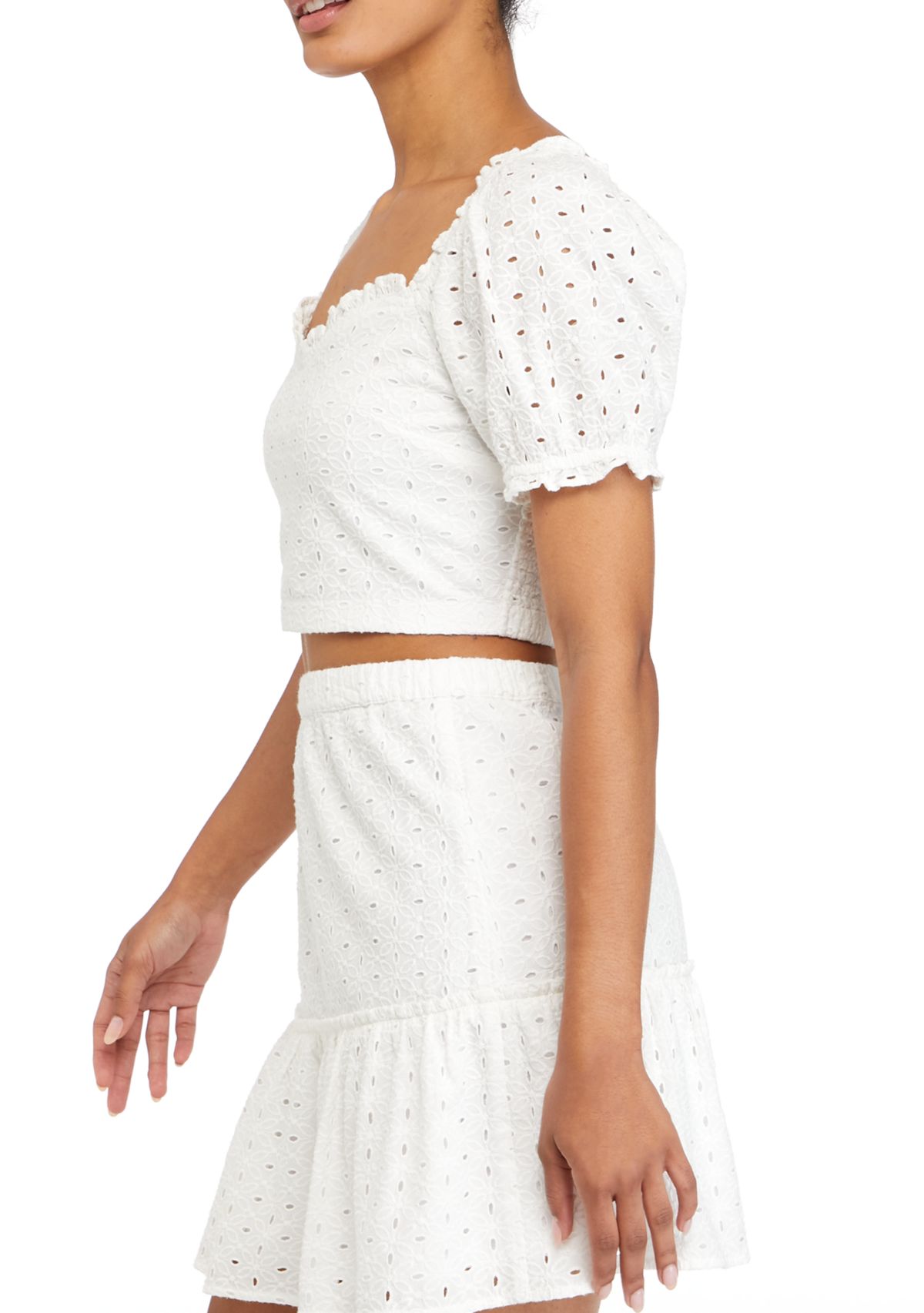 Juniors Eyelet Puff Sleeve Crop Top