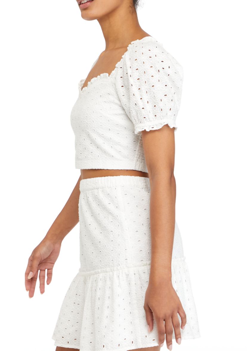 Juniors Eyelet Puff Sleeve Crop Top